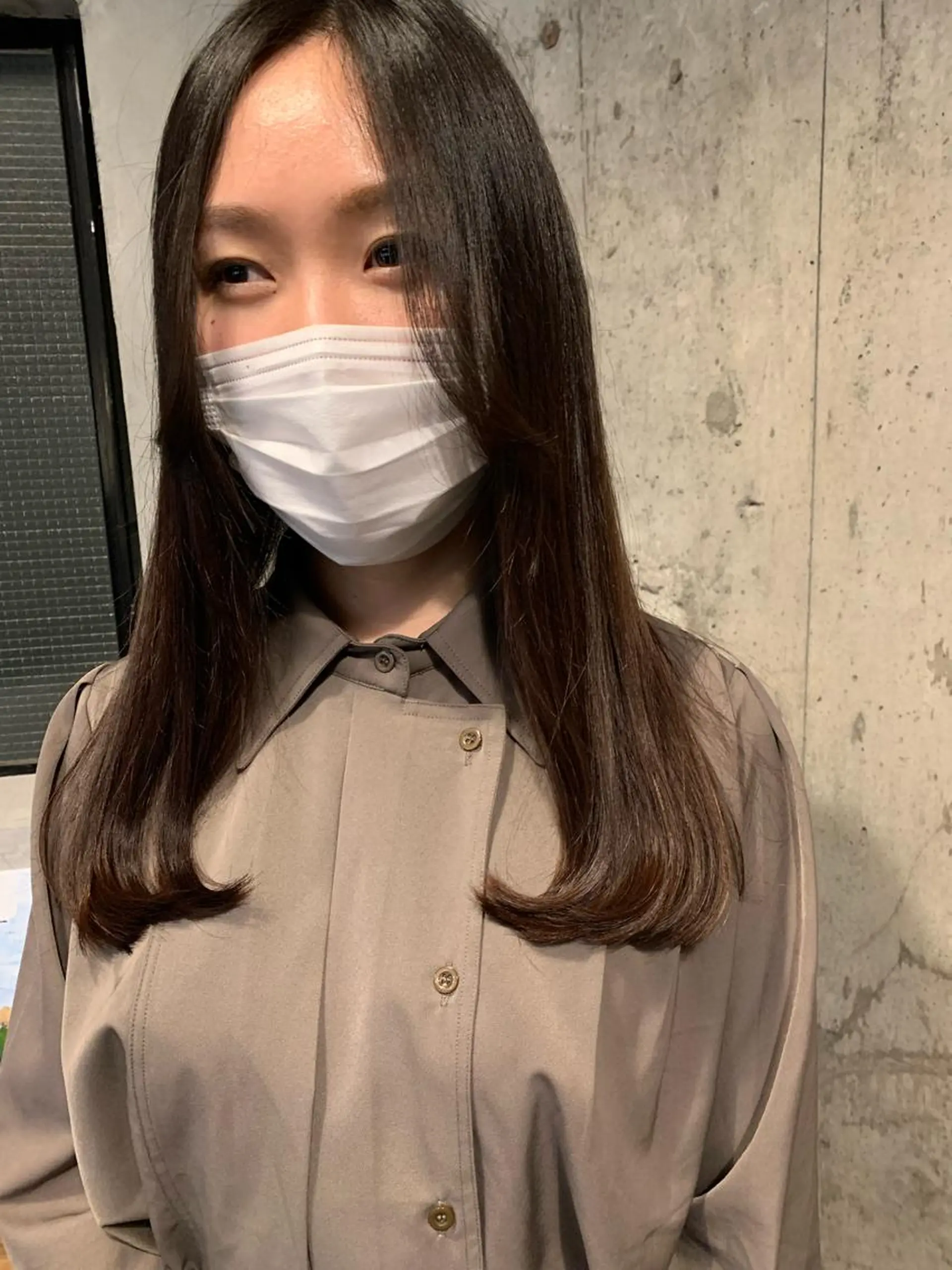 ロング Asti blanche所属・ブリーチなしWカラー /地毛風/小林凪沙のヘアスタイル