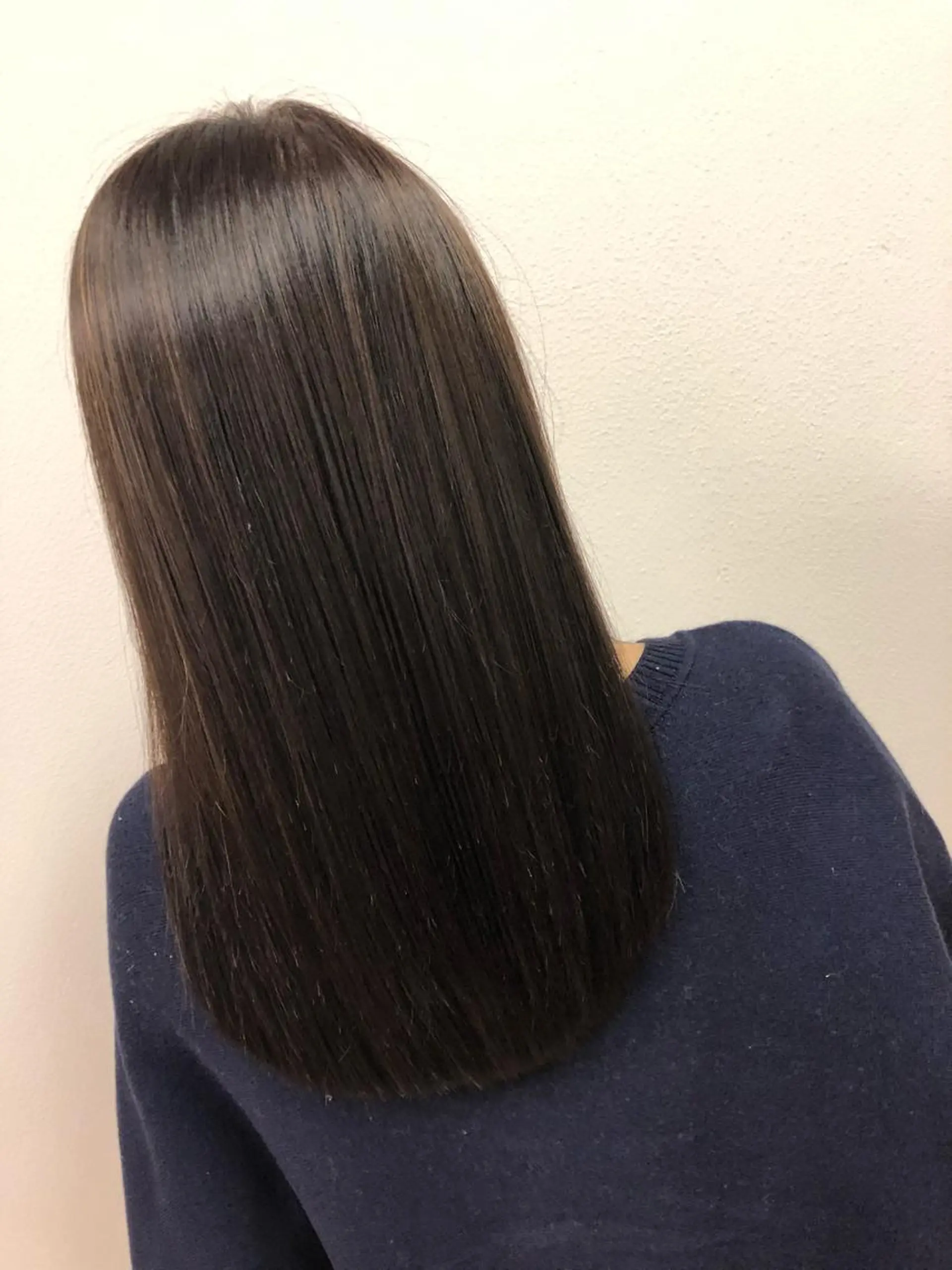 セミロング カラー イルミナカラー ヘアカラー トリートメント 田鎖 英樹のヘアスタイル