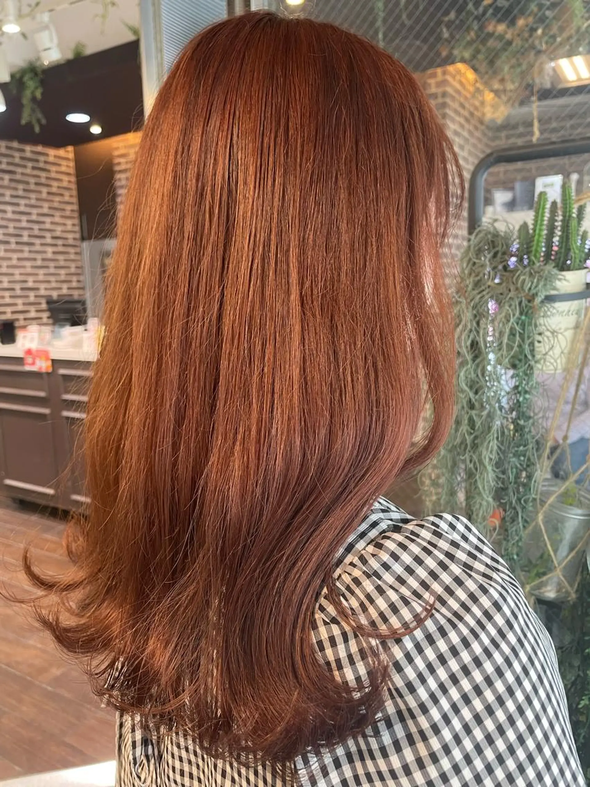 セミロング カラー ブリーチ ケアブリーチ ダブルカラー イヤリングカラー イルミナカラー ヘアカラー トリートメント 韓国ヘア🦋 MIYUのヘアスタイル