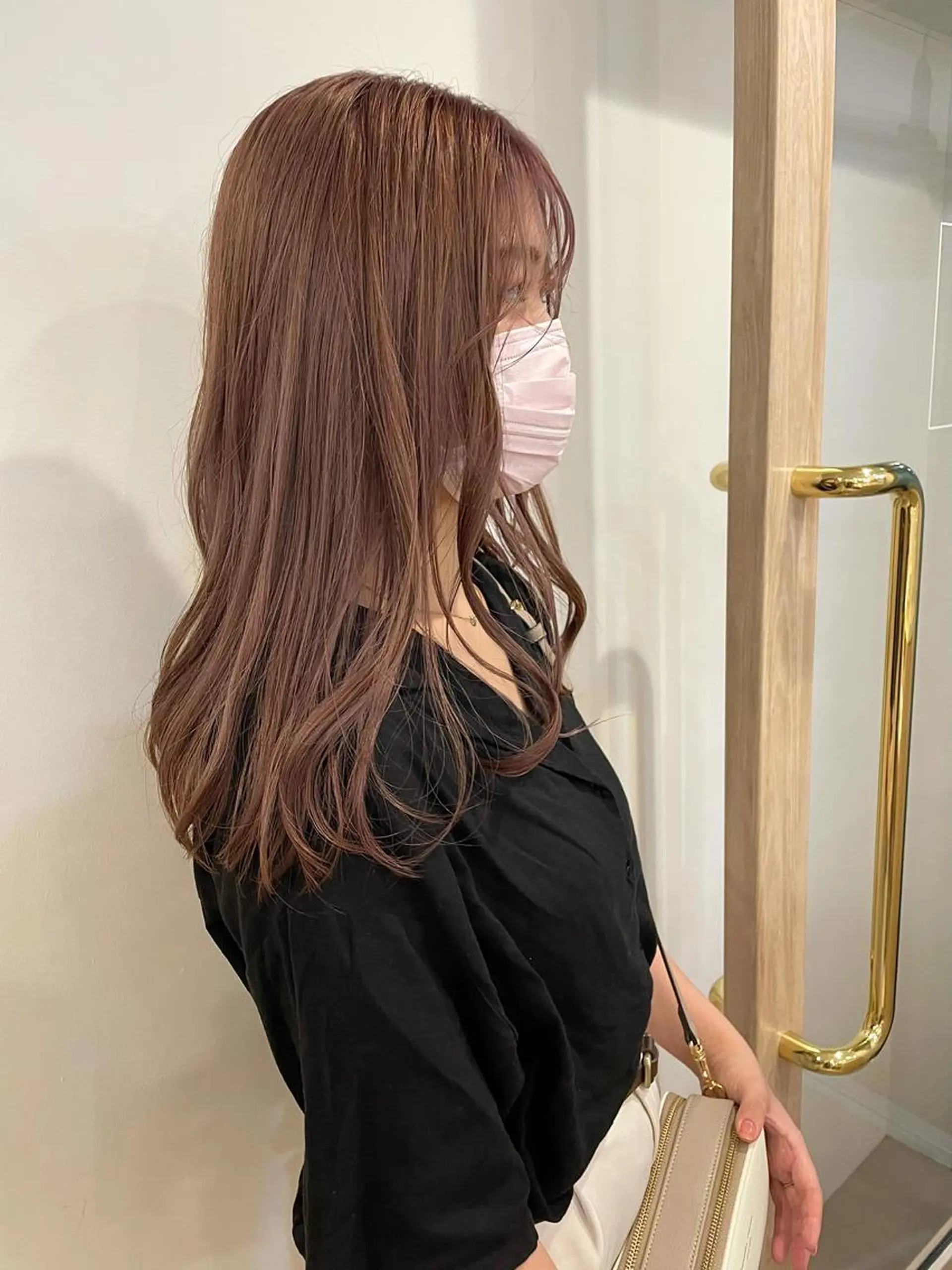 ロング カラー 佐藤 永夏のヘアスタイル