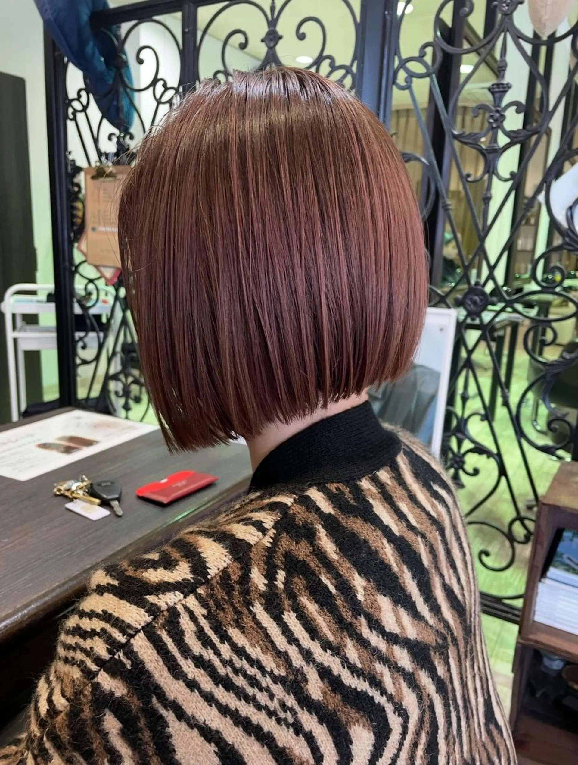 ショート カラー ブラウンカラー インナーカラー ボブ 髪質改善 レイヤーカット 韓国ボブ👩🇰🇷 小野絢未のヘアスタイル