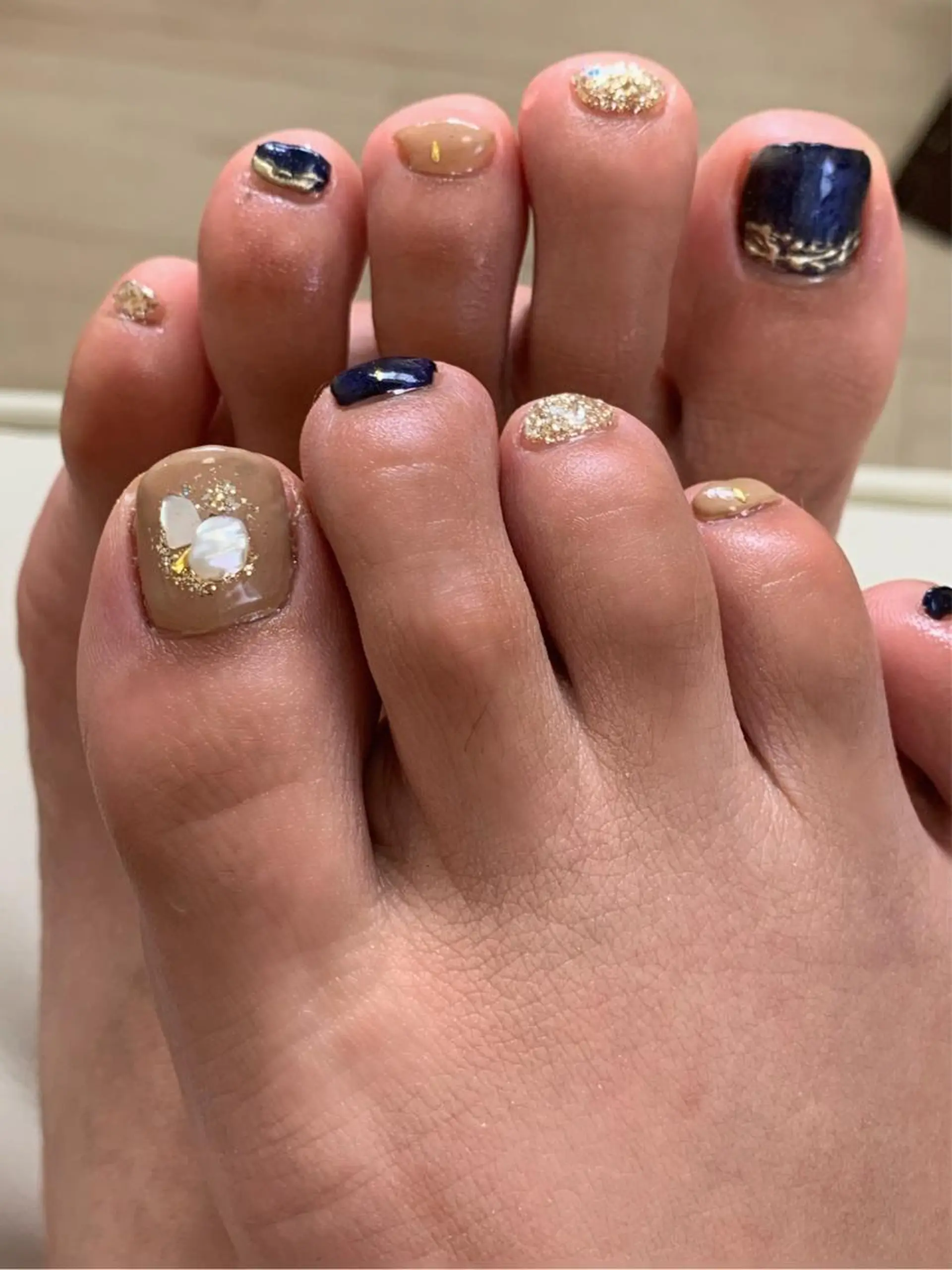 ネイル 新山 聖のネイルデザイン