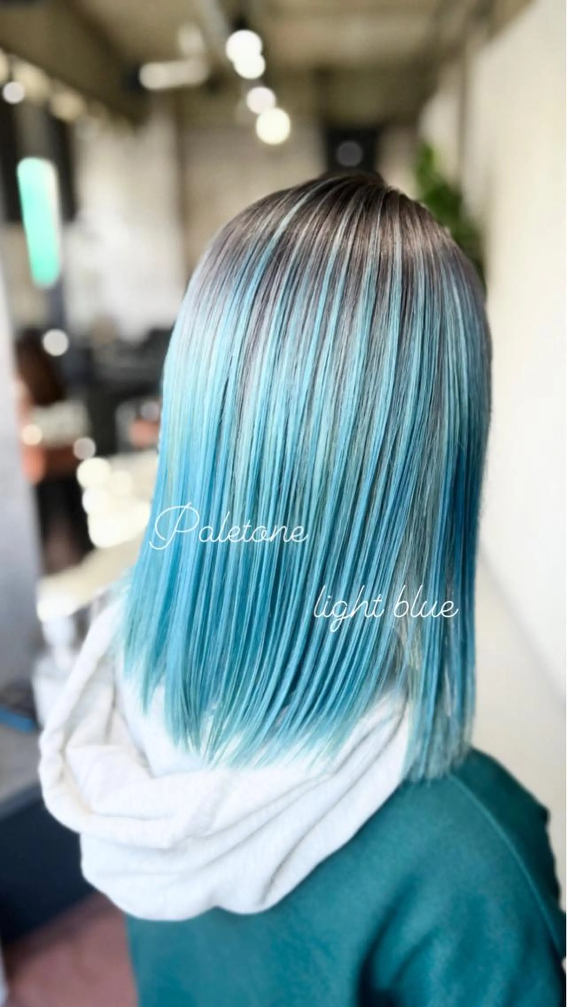 セミロング カラー ブルーカラー mimiiy梅田 中崎町ハイトーンのヘアスタイル