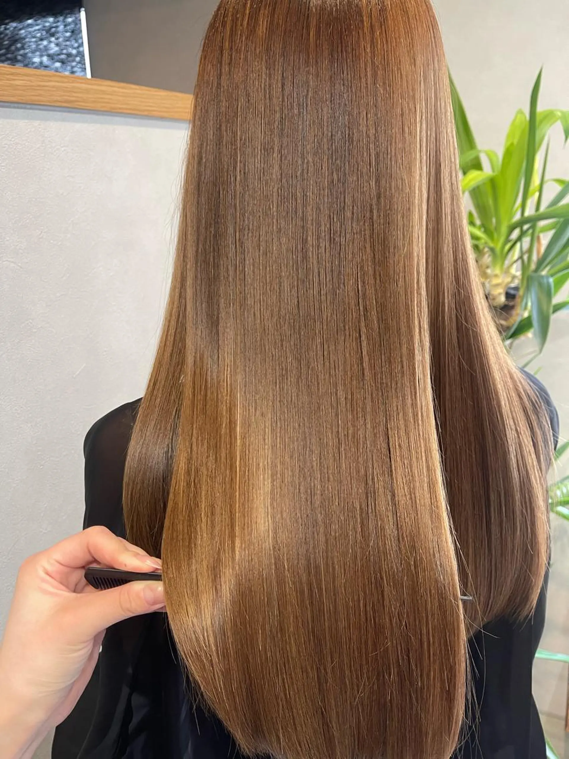 ロング 酸性ストレート ARCHE 心斎橋 常塚のヘアスタイル