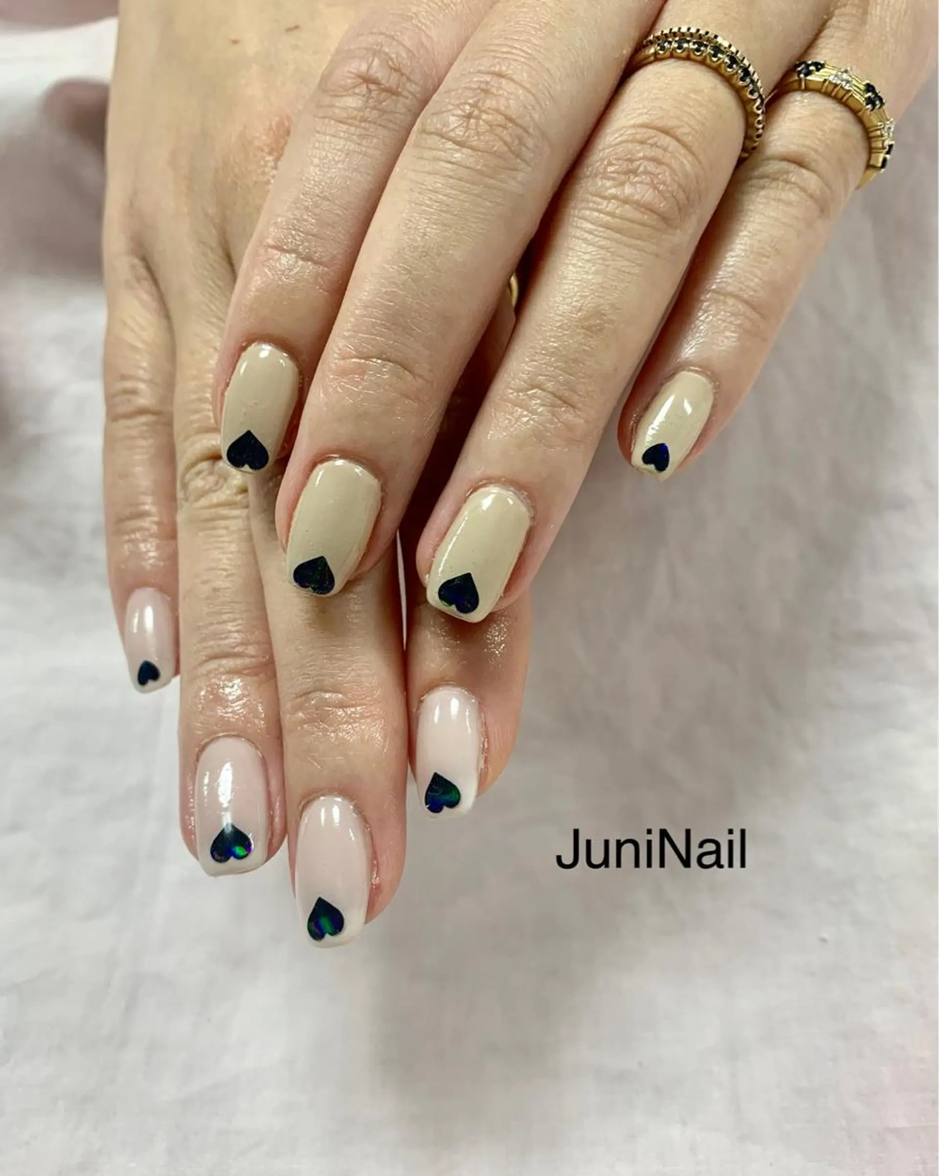 ネイル オーロラネイル クリアネイル 氷ネイル・うるうるネイル 韓国ネイル ニュアンスネイル ハンドネイル JuniNail 주니네일🇰🇷suのネイルデザイン