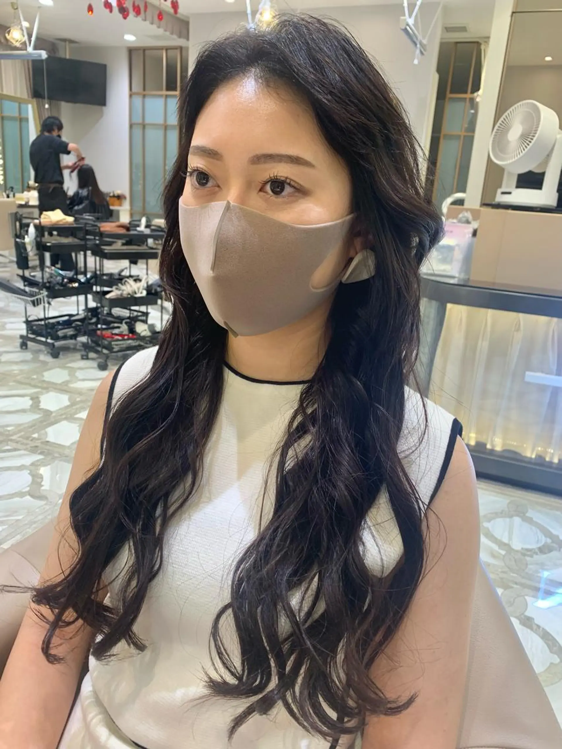 ロング カラー パーマ ヘアアレンジ メンズ キッズ ネイル マツエク・マツパ アイブロウ 《褒められる》 透明感カラー/小嶋のヘアスタイル