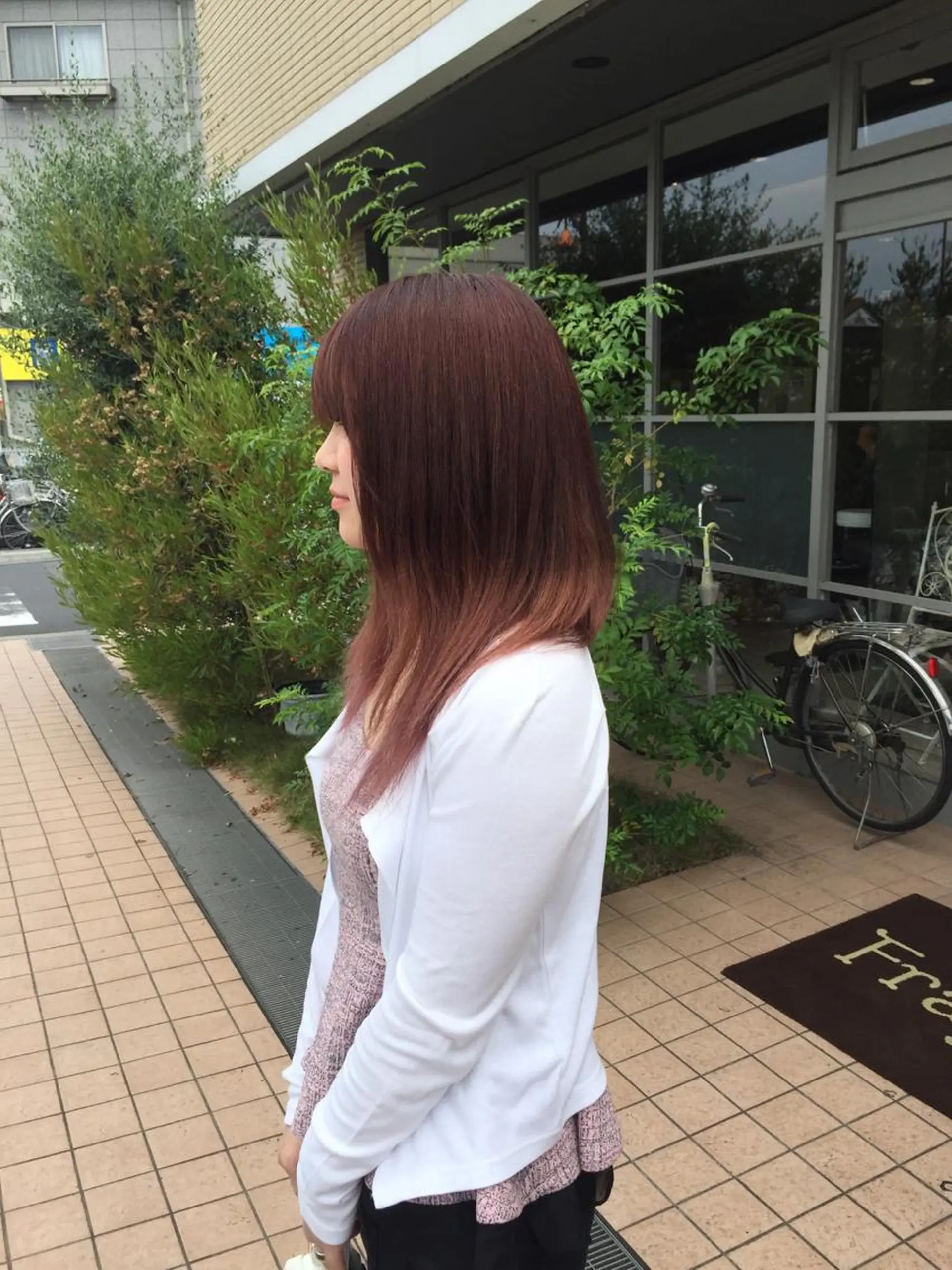 ロング カラー グラデーションカラー オレンジ 菅井 敏樹のヘアスタイル