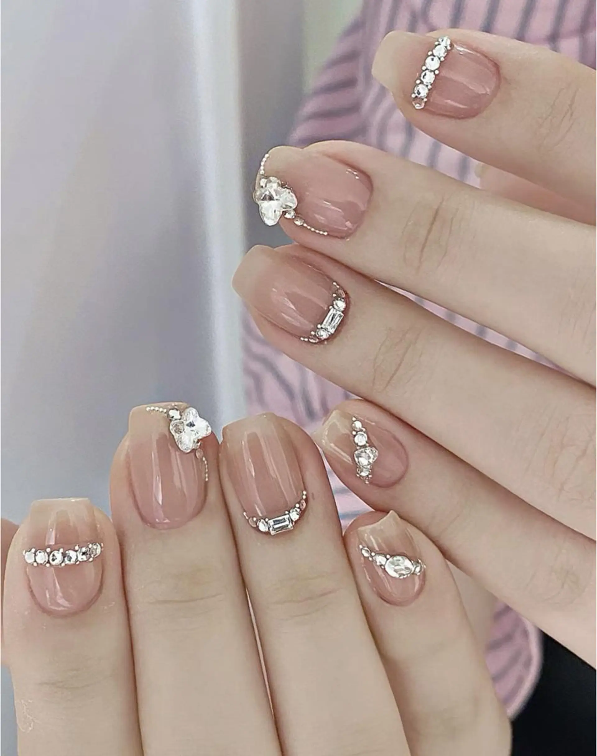 ネイル ハンドネイル RAFFINE haru🦋🩵のネイルデザイン