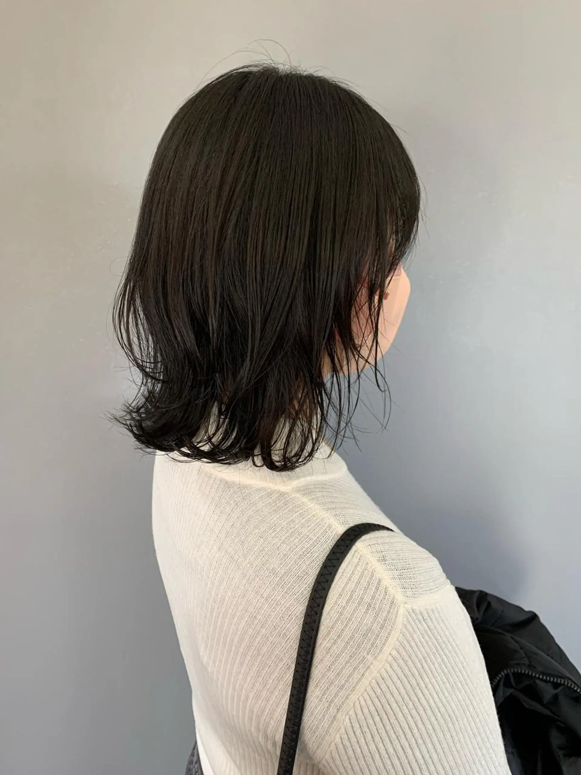 ミディアム ボブ くびれヘア 田中 紫苑のヘアスタイル