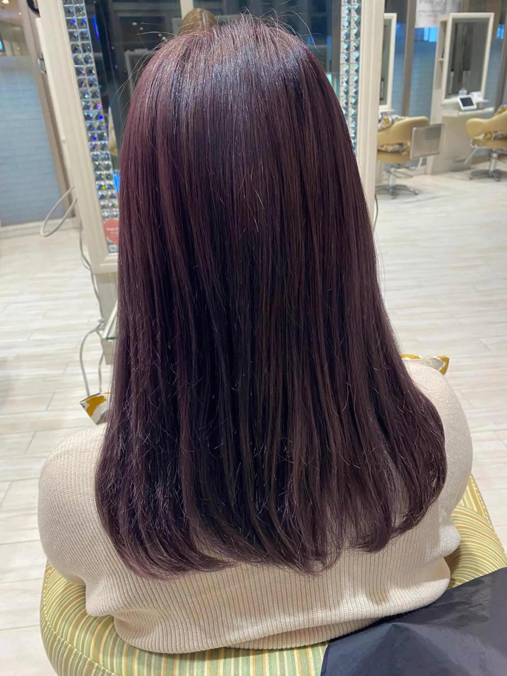 ロング カラー ラベンダーカラー ヘアカラー 松尾 怜奈のヘアスタイル