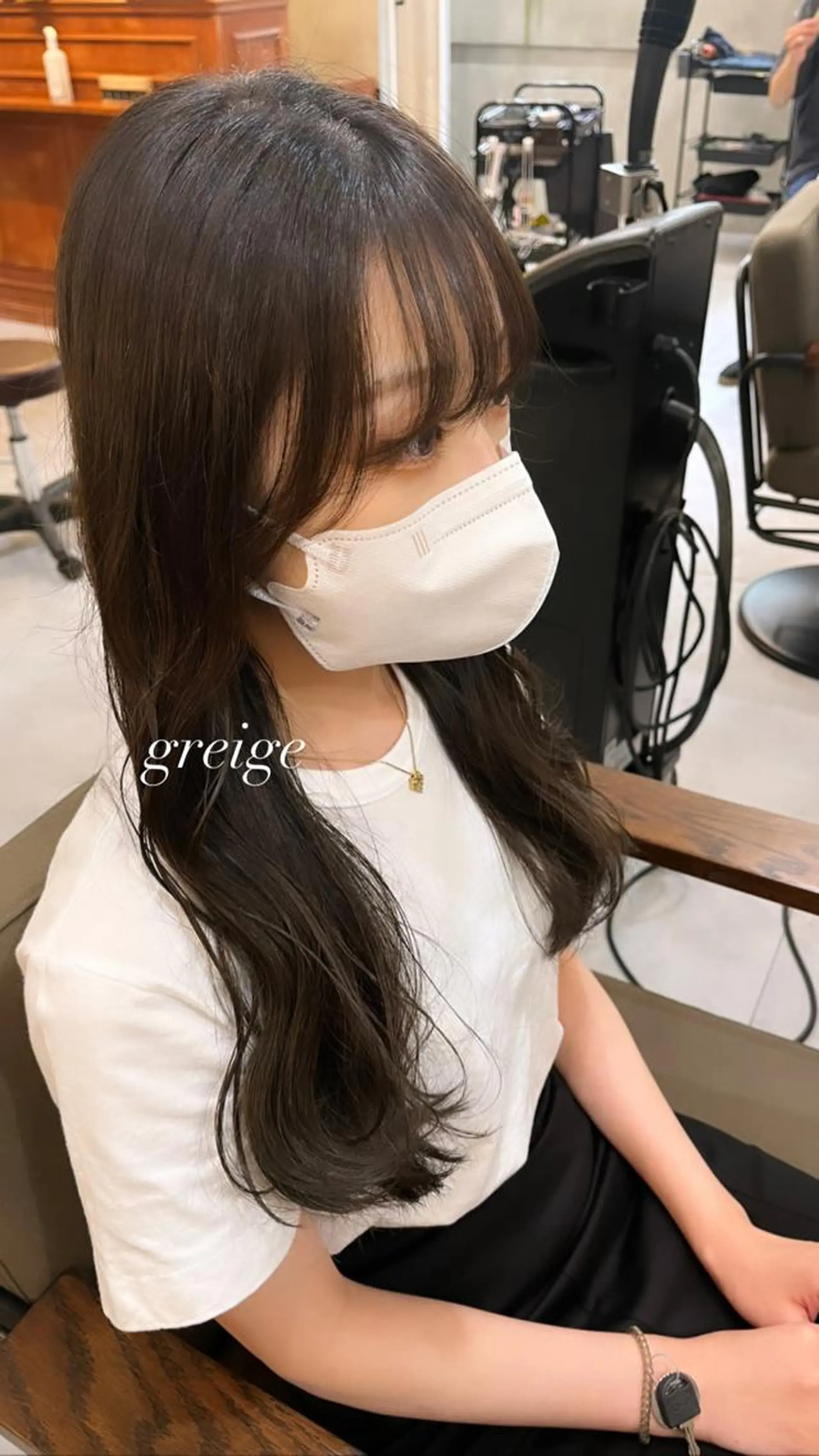 セミロング カラー グレージュ ヘアカラー トリートメント RIYA❤︎ Aujuaソムリエのヘアスタイル