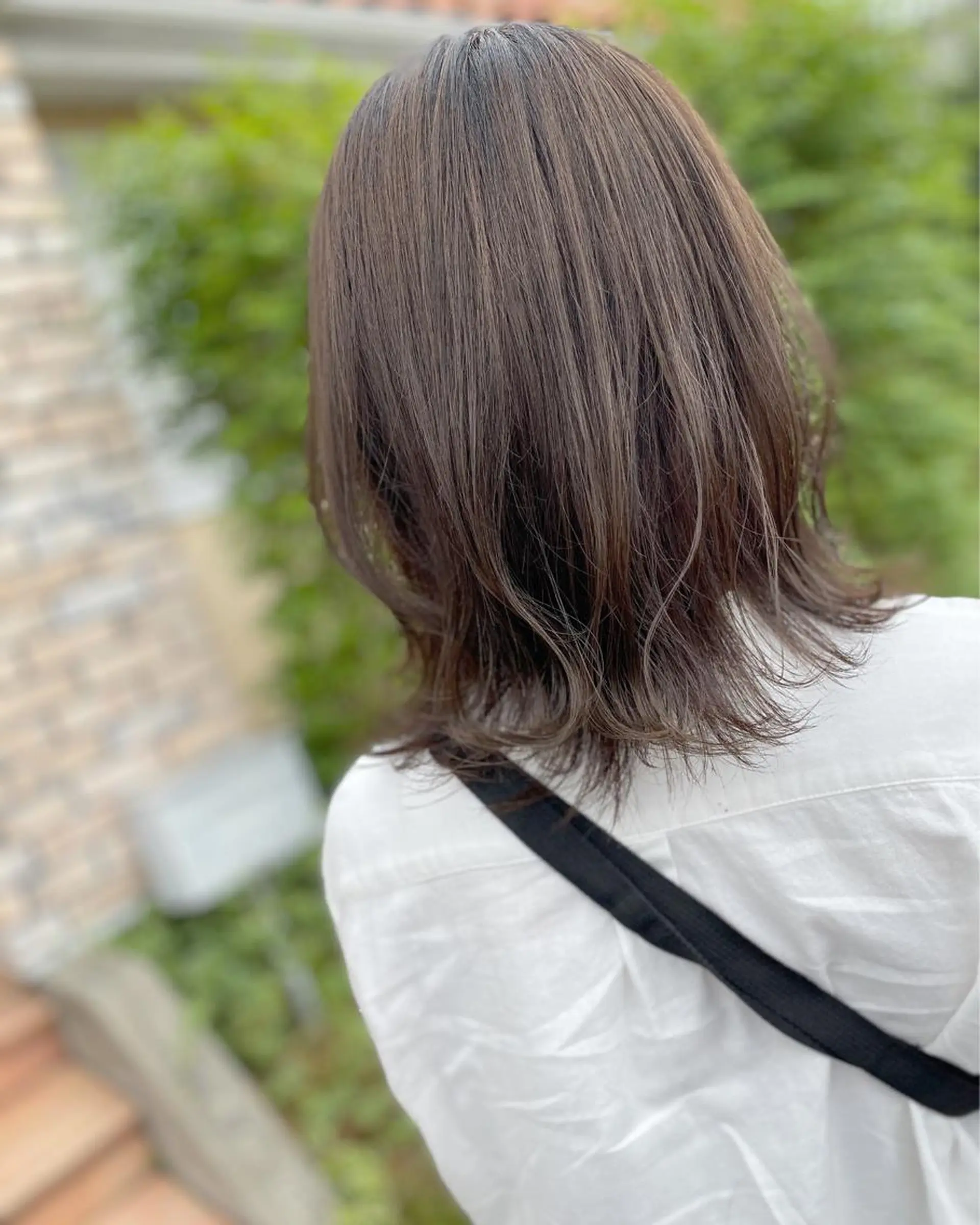 ミディアム カラー 荒木 ひろかのヘアスタイル