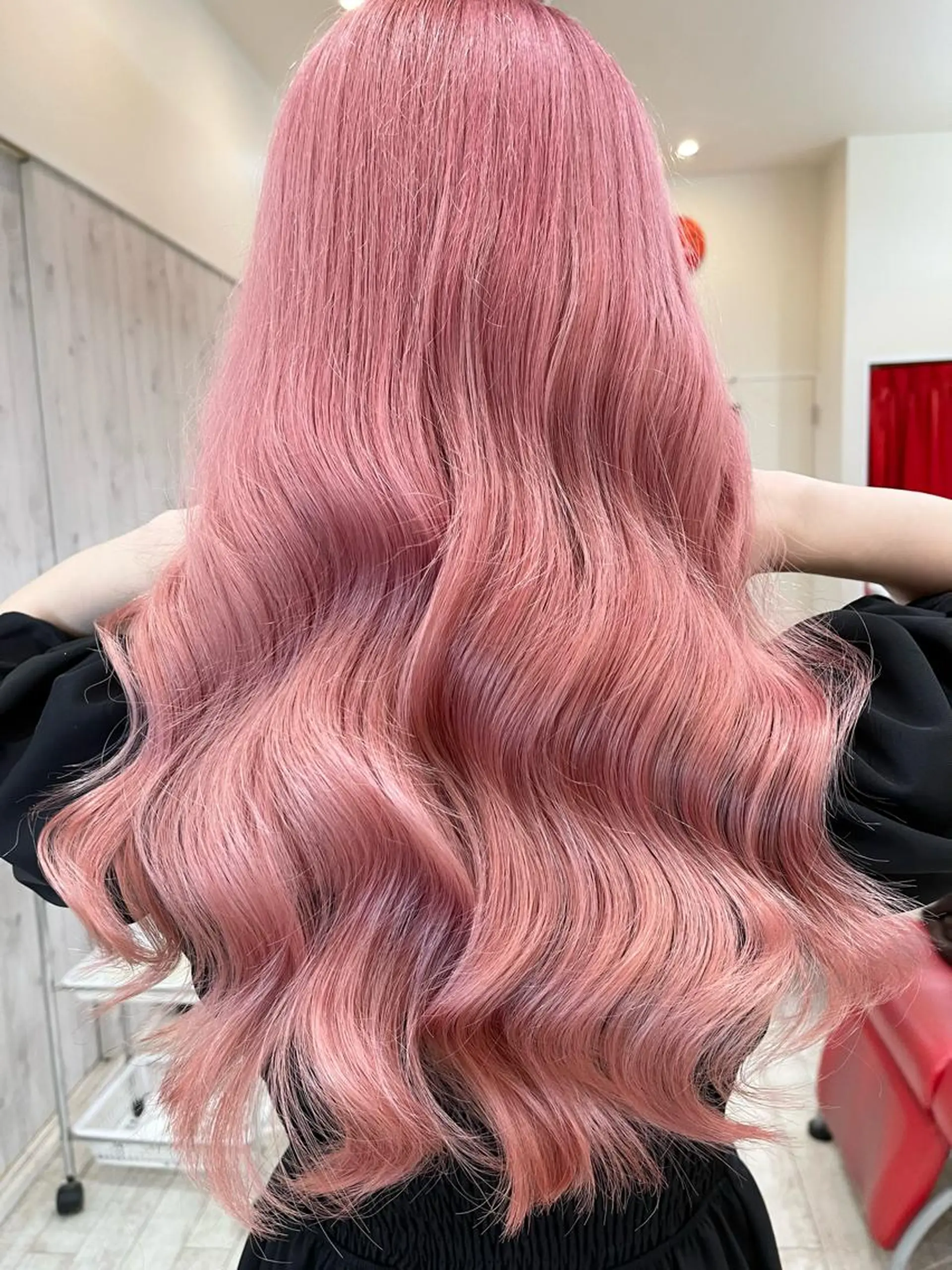 カラー ハイトーンカラー ピンクカラー カット ヘアカラー トリートメント 名古屋のピンク好き かずくん🦩のヘアスタイル