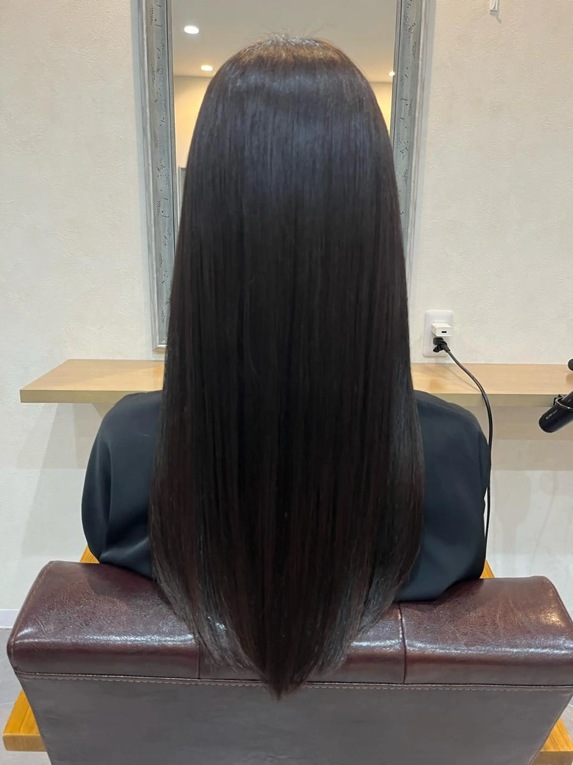 ロング 縮毛矯正 小松崎 紅見子のヘアスタイル