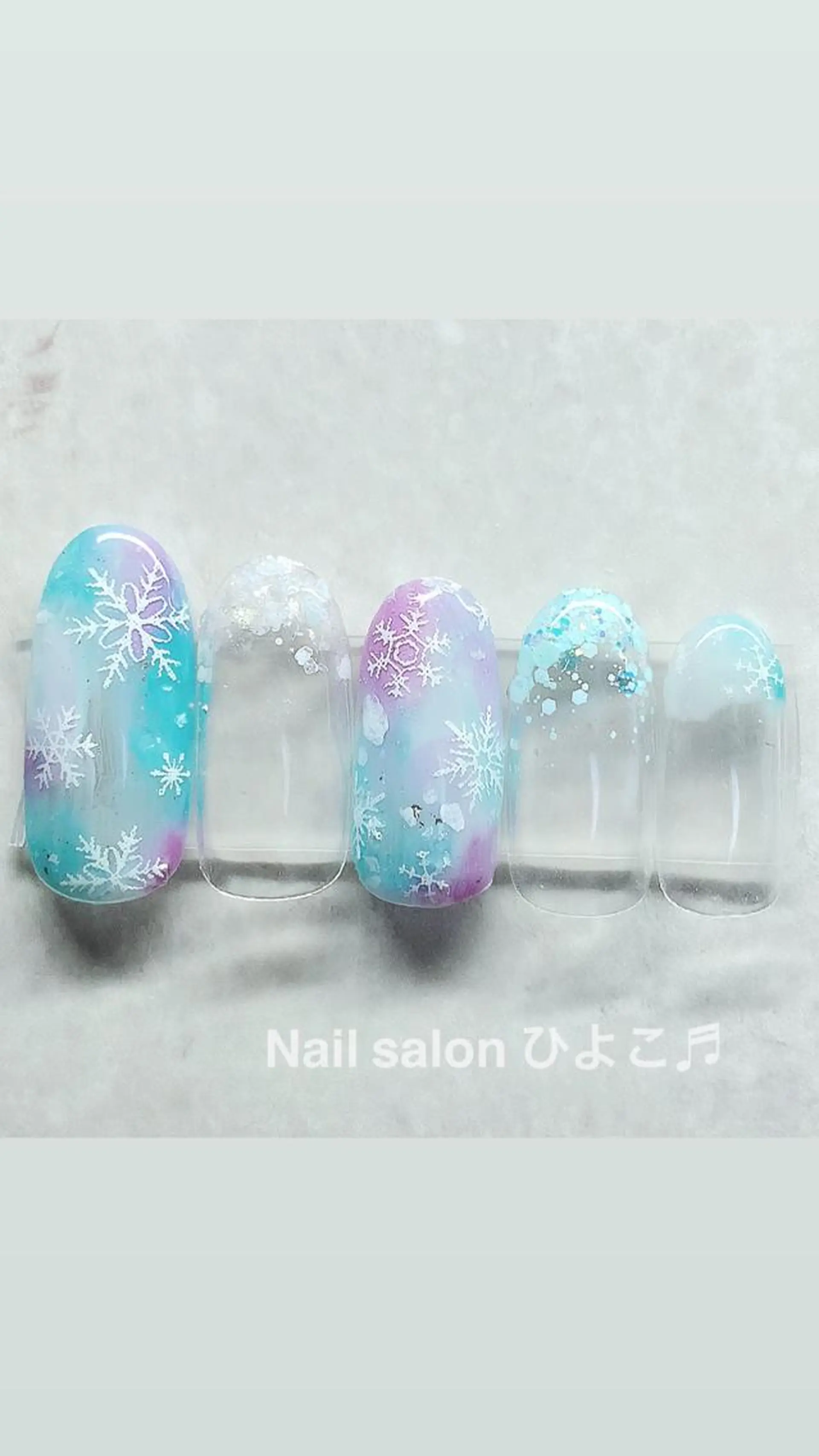 ネイル ジェルネイル グラデーション ホログラムネイル ラメ(グリッター) ニュアンスネイル Nail salon ひよこ♬のネイルデザイン