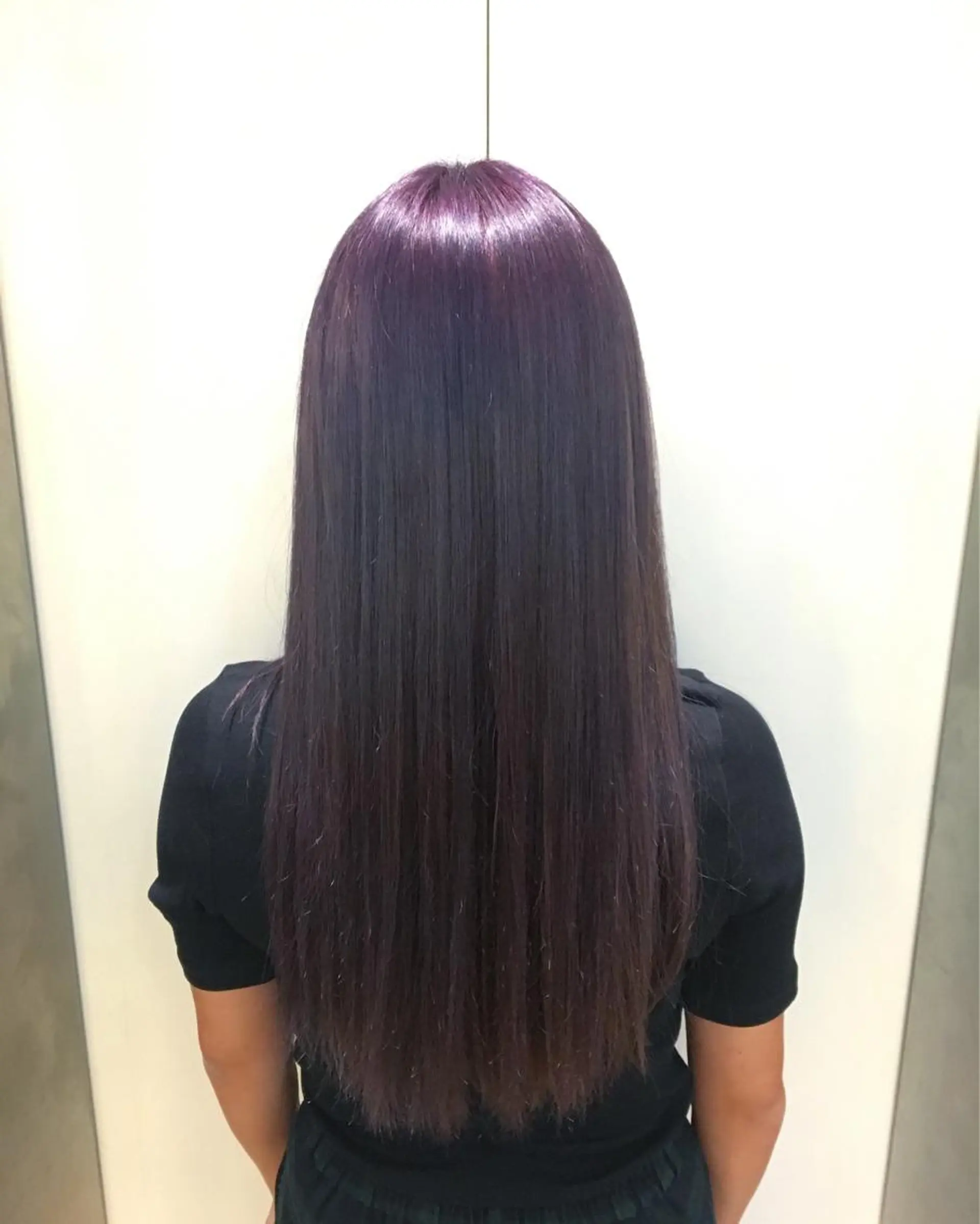 ロング カラー ラベンダーカラー 天野 利咲のヘアスタイル