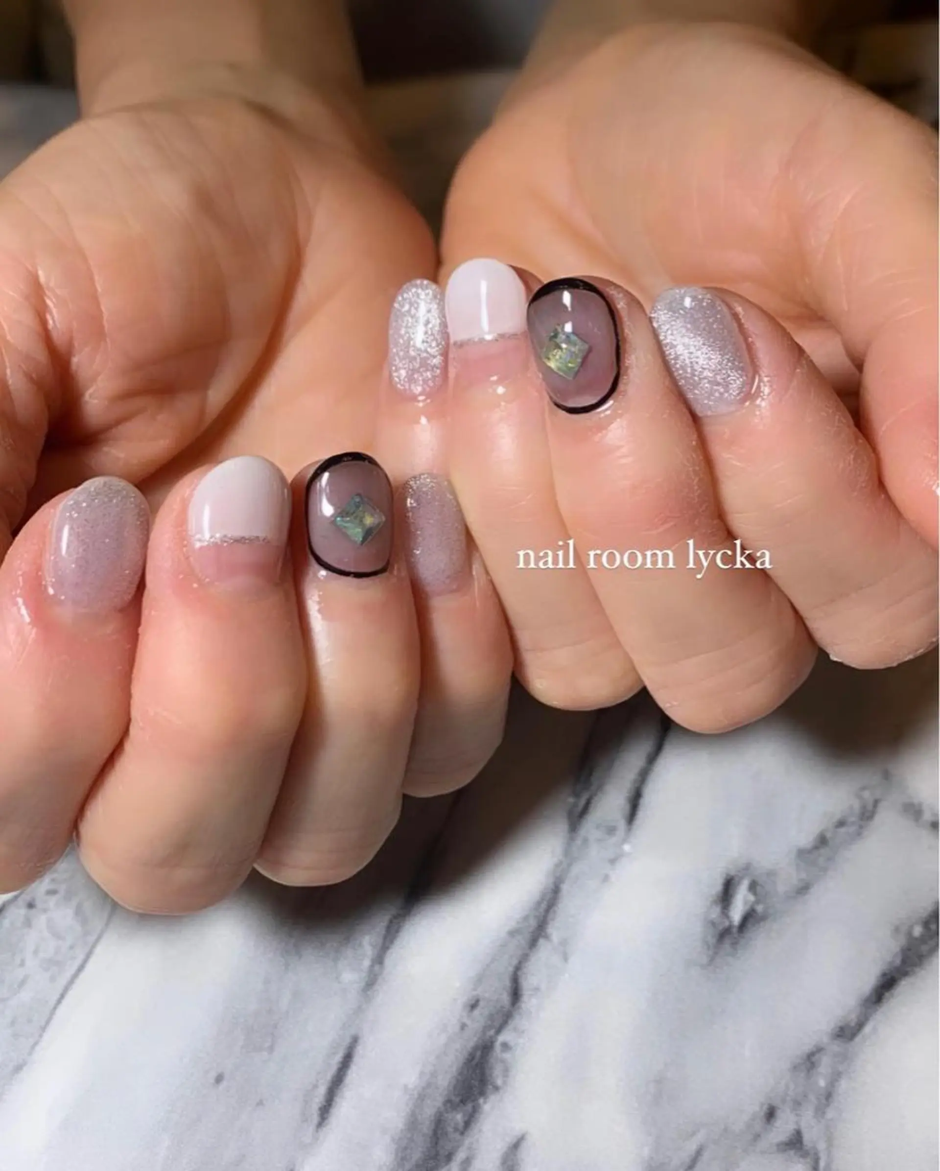 ネイル ﾈｲﾙﾙｰﾑﾘｯｶ 𝐦𝐚𝐲𝐮のネイルデザイン