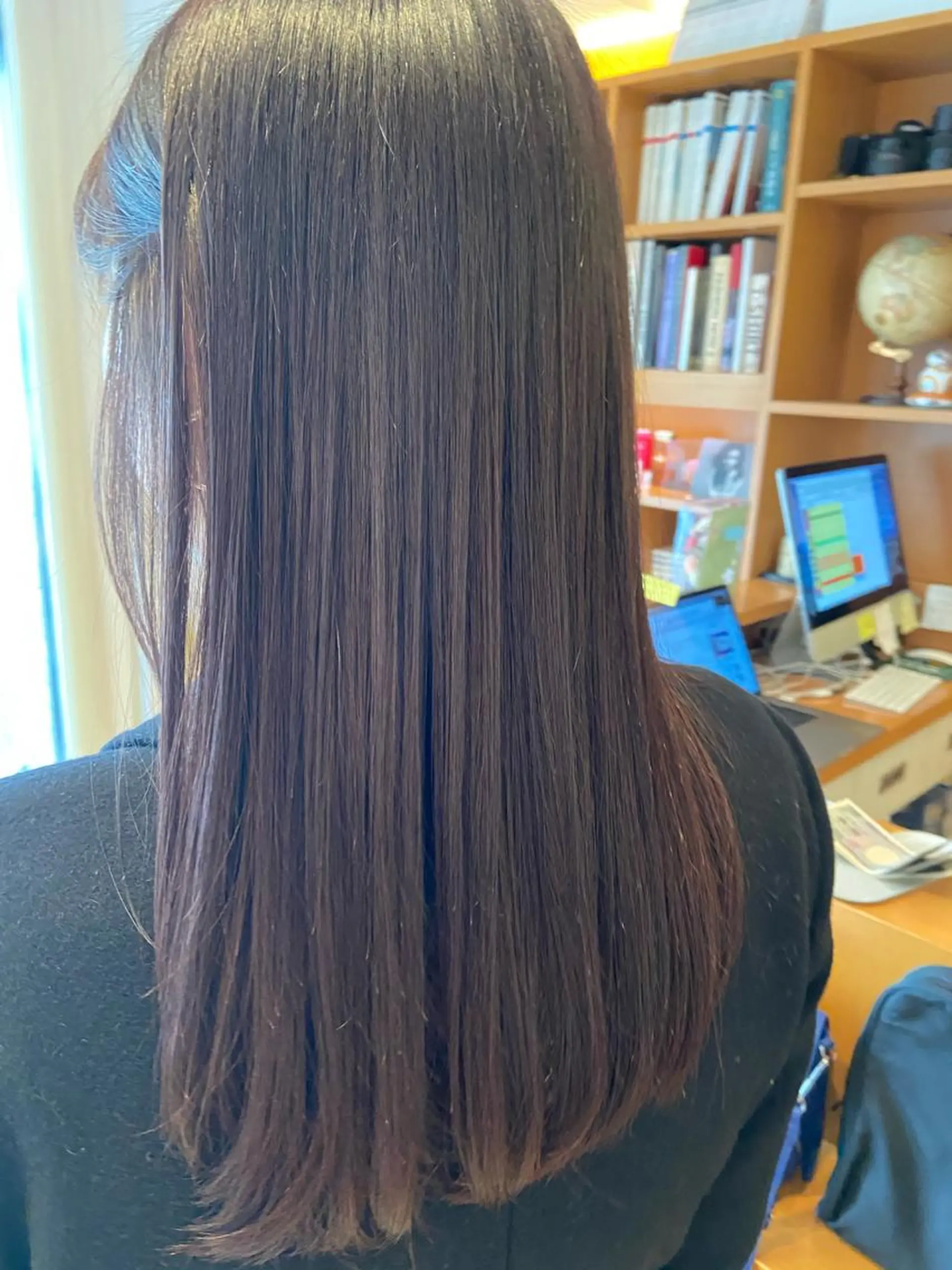 セミロング 縮毛矯正 大村 凪のヘアスタイル