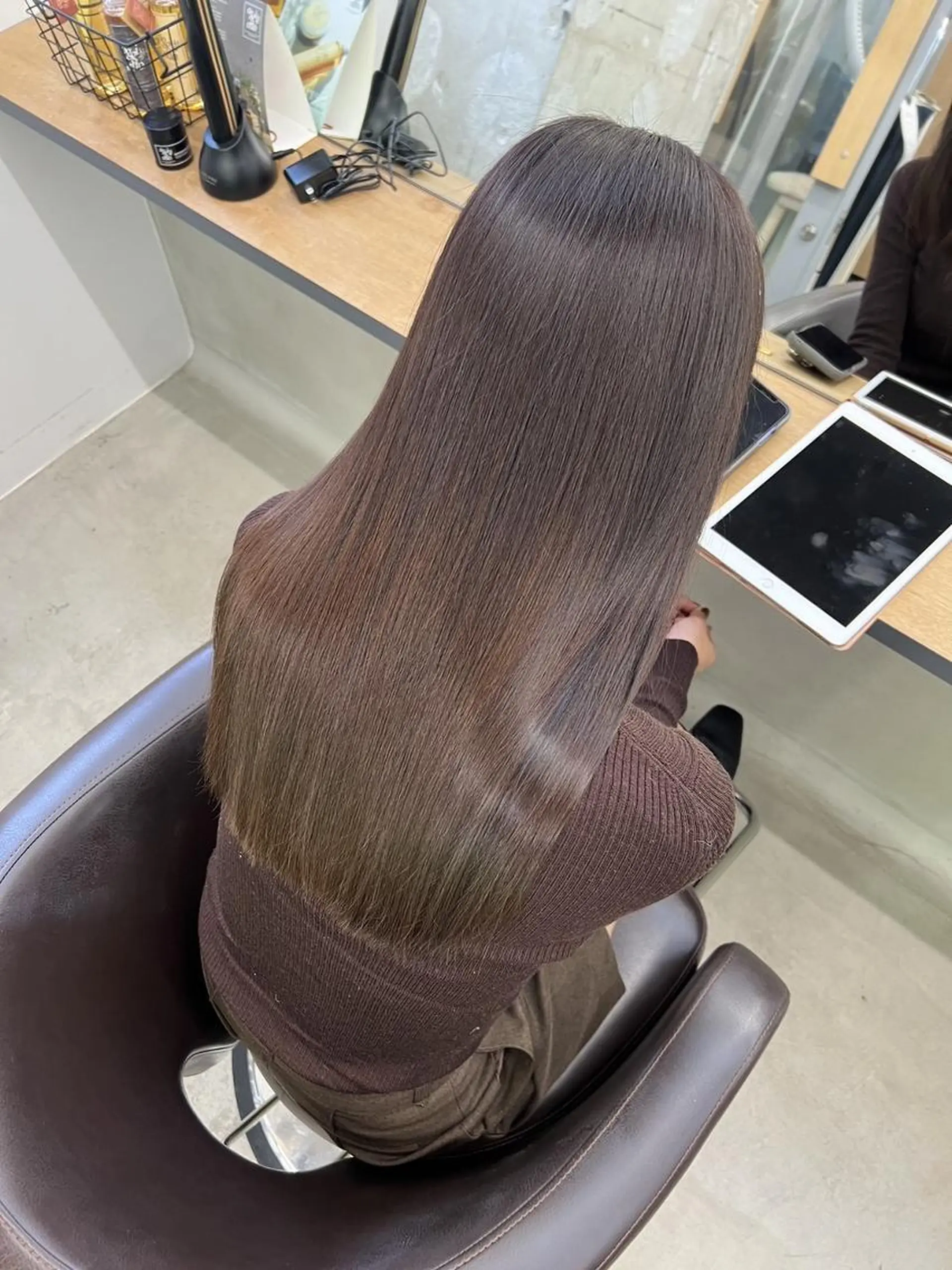 ロング ヘアアレンジ パーマ カラー アディクシーカラー ケアカラー 髪質改善 トリートメント ストレートパーマ トリートメント ヘッドスパ 【ヘアケア特化型】 newi天王寺のヘアスタイル