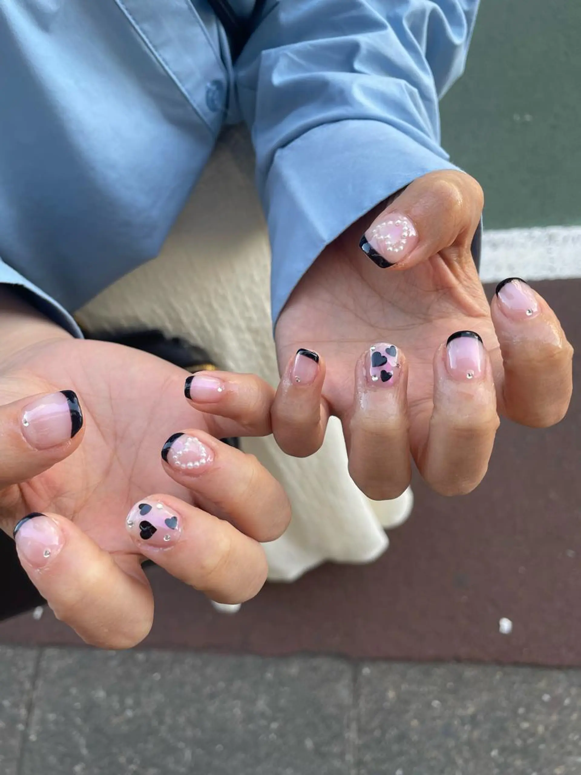 ネイル ハンドネイル ハンドケア はばすみれ🎀ﾈｲﾙ 光ﾌｪｲｼｬﾙ ﾍｱのネイルデザイン