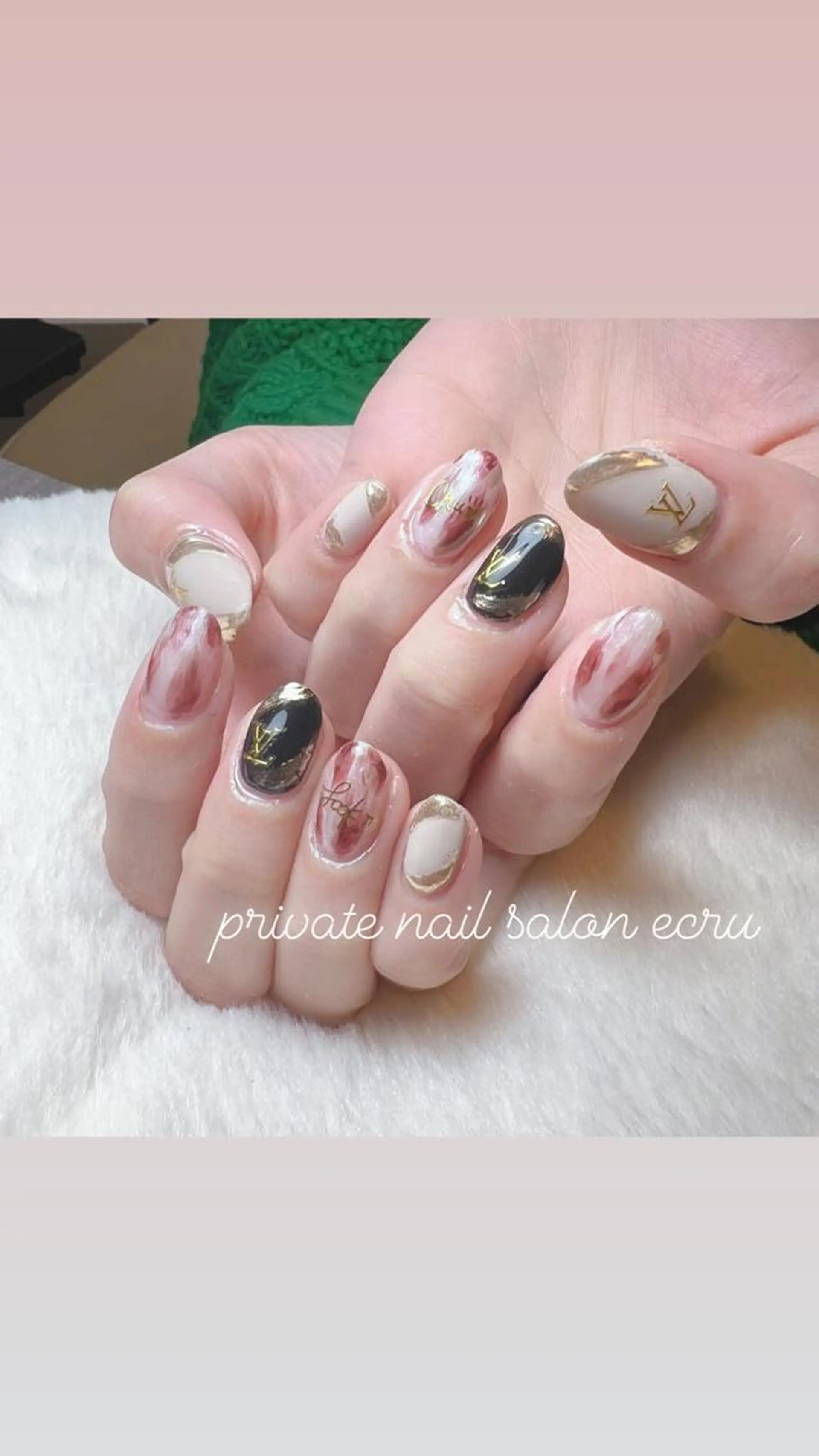 ネイル ecru エクリュのネイルデザイン