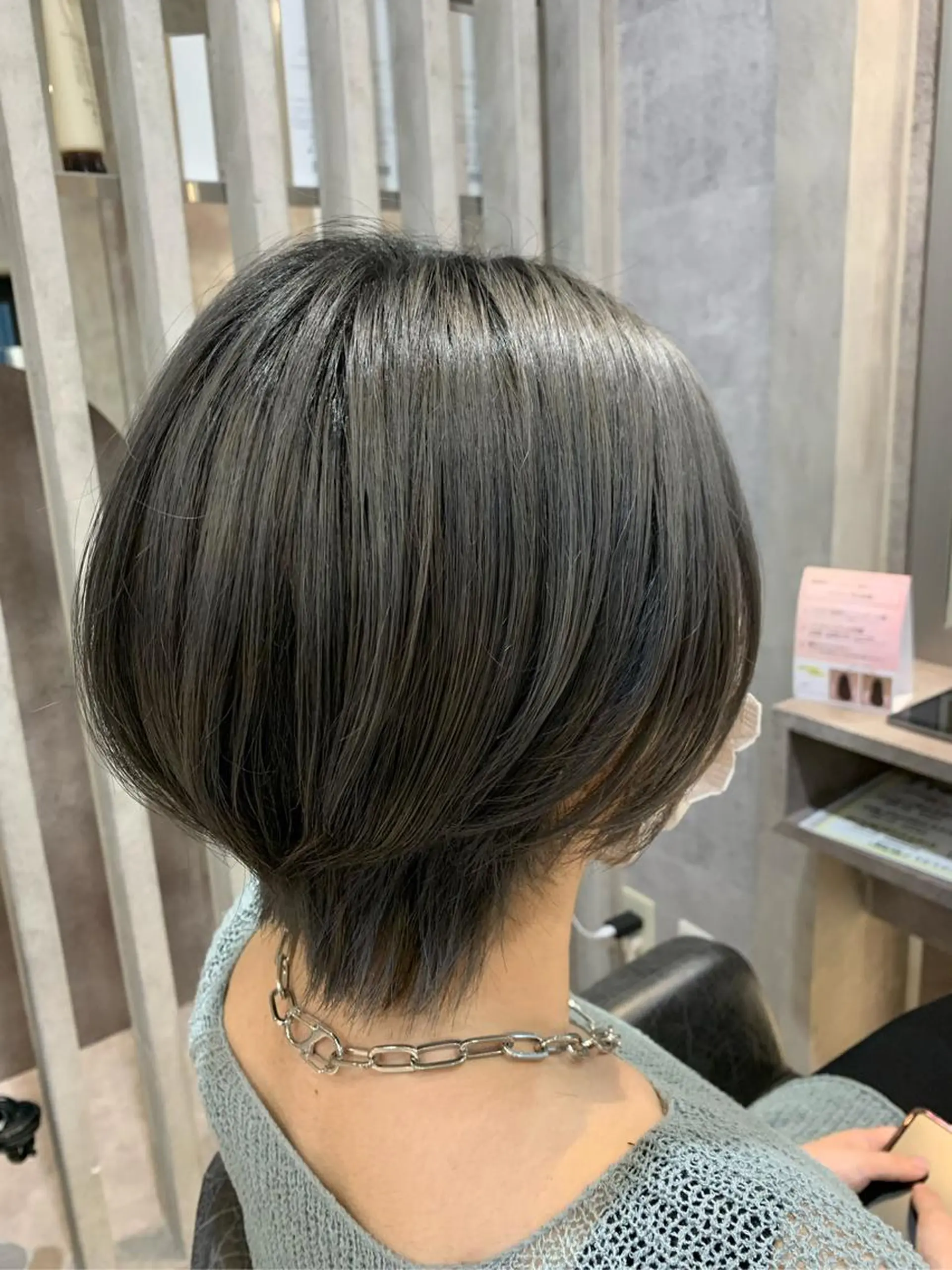 カラー B E C H I C O〔べち子〕のヘアスタイル