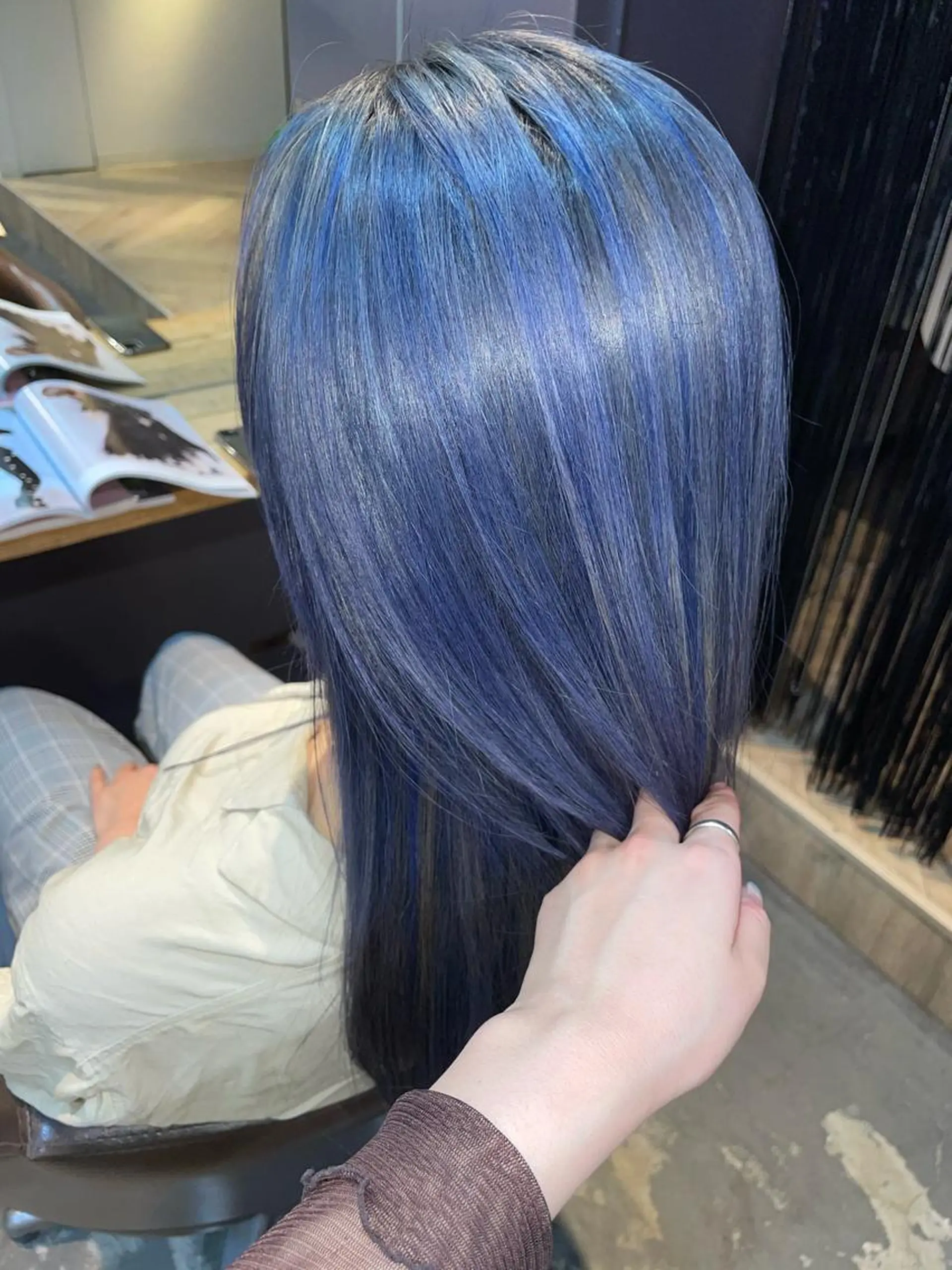 ロング カラー イマイ リサのヘアスタイル