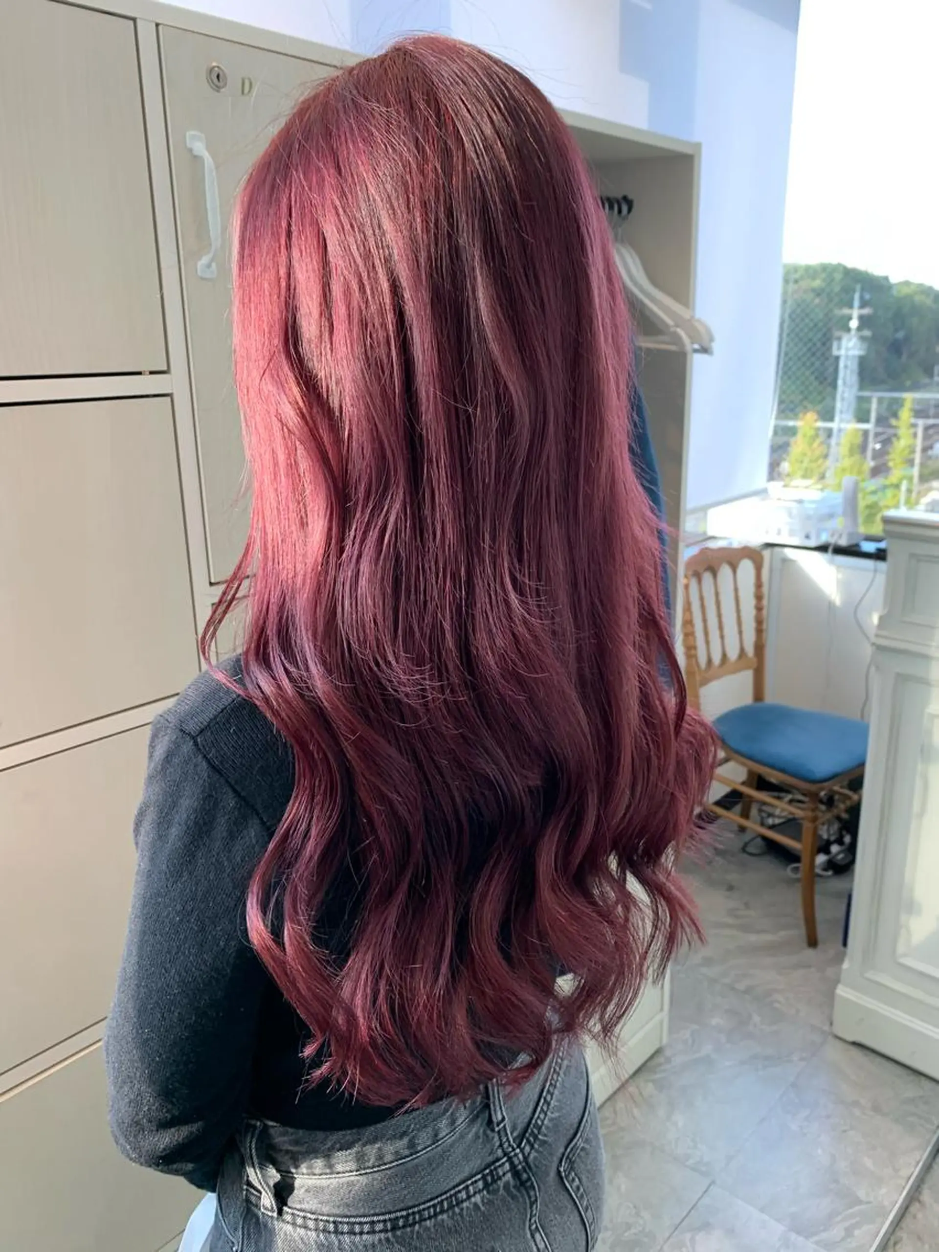 ロング カラー レッドカラー バイオレットカラー トリートメント /カラー/NAOKIのヘアスタイル