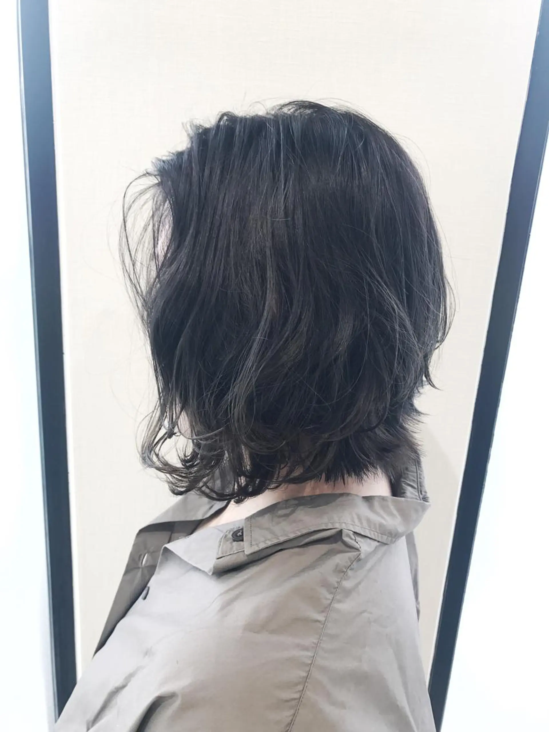 ショート カラー アッシュ アッシュグレー ダークアッシュ イルミナカラー ヘアカラー 高木 麻知子のヘアスタイル