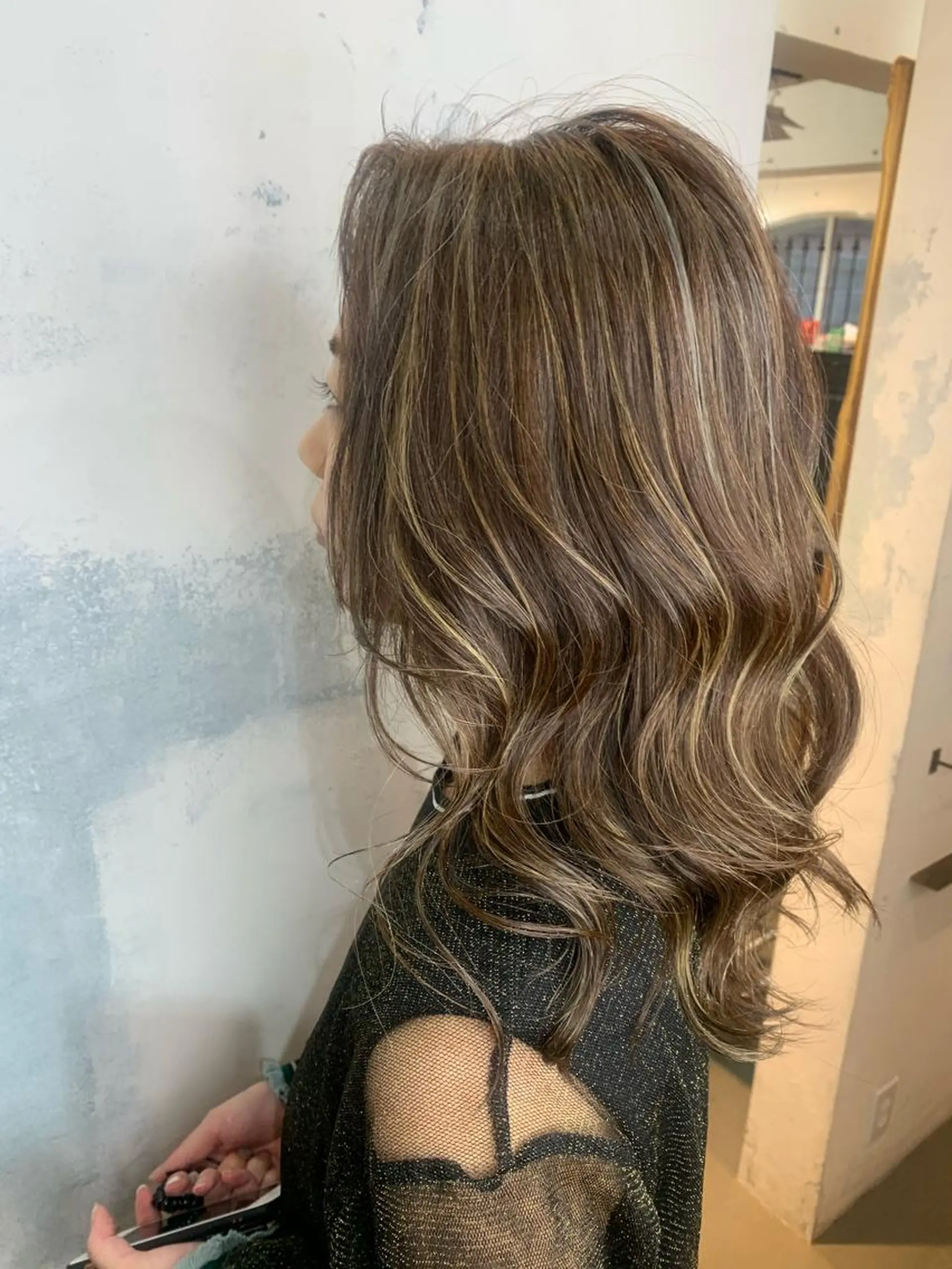 ロング カラー ハイライトカラー ハイライト ヘアカラー トリートメント 🍑艶髪✖️暖色系 ✨momoka🍑のヘアスタイル