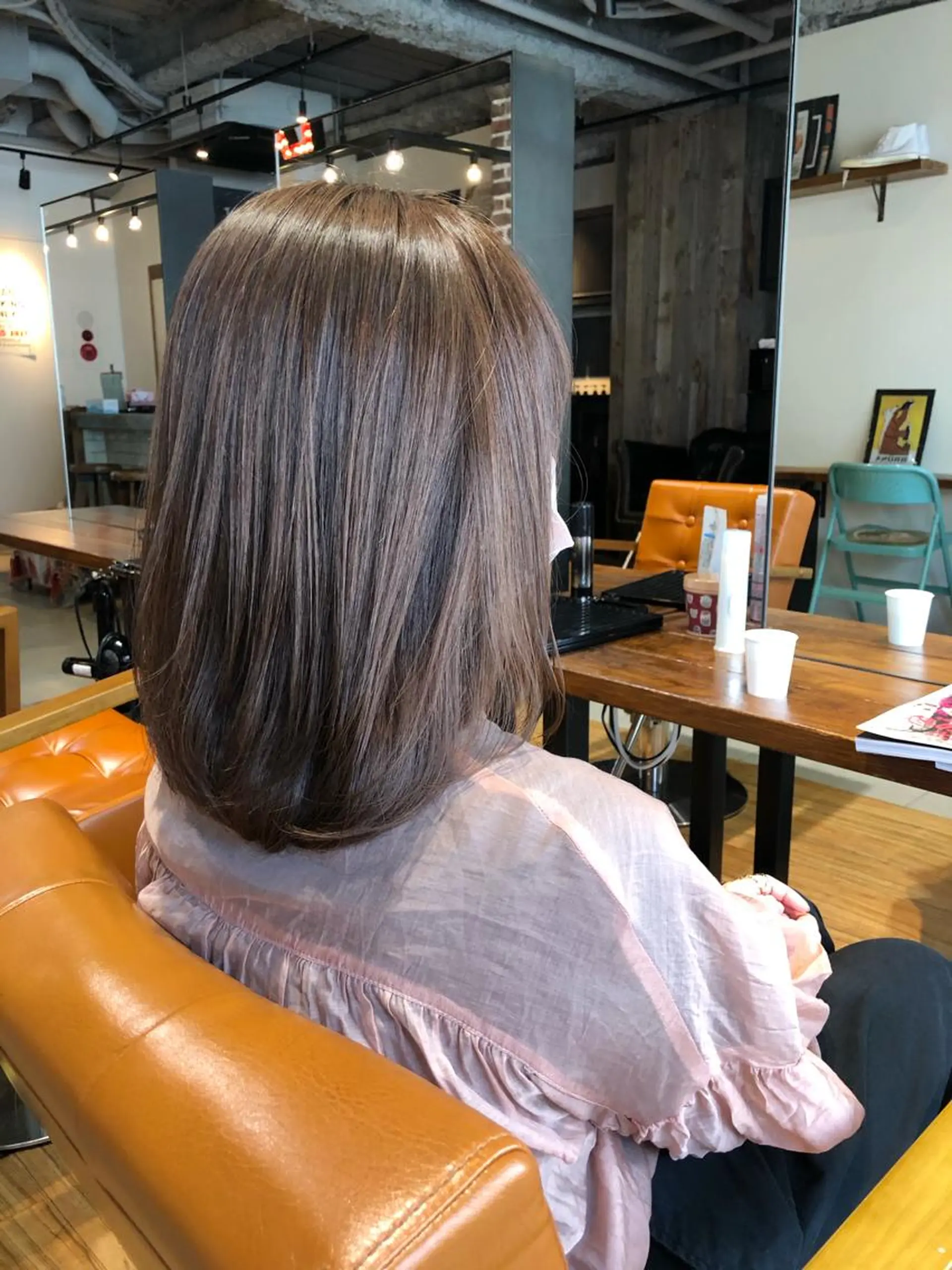 ミディアム カラー ベージュカラー ラベンダーカラー ラベンダーベージュ カット ヘアカラー トリートメント ヘアセット 🌟小顔カット🌟 レイヤーカットボブのヘアスタイル