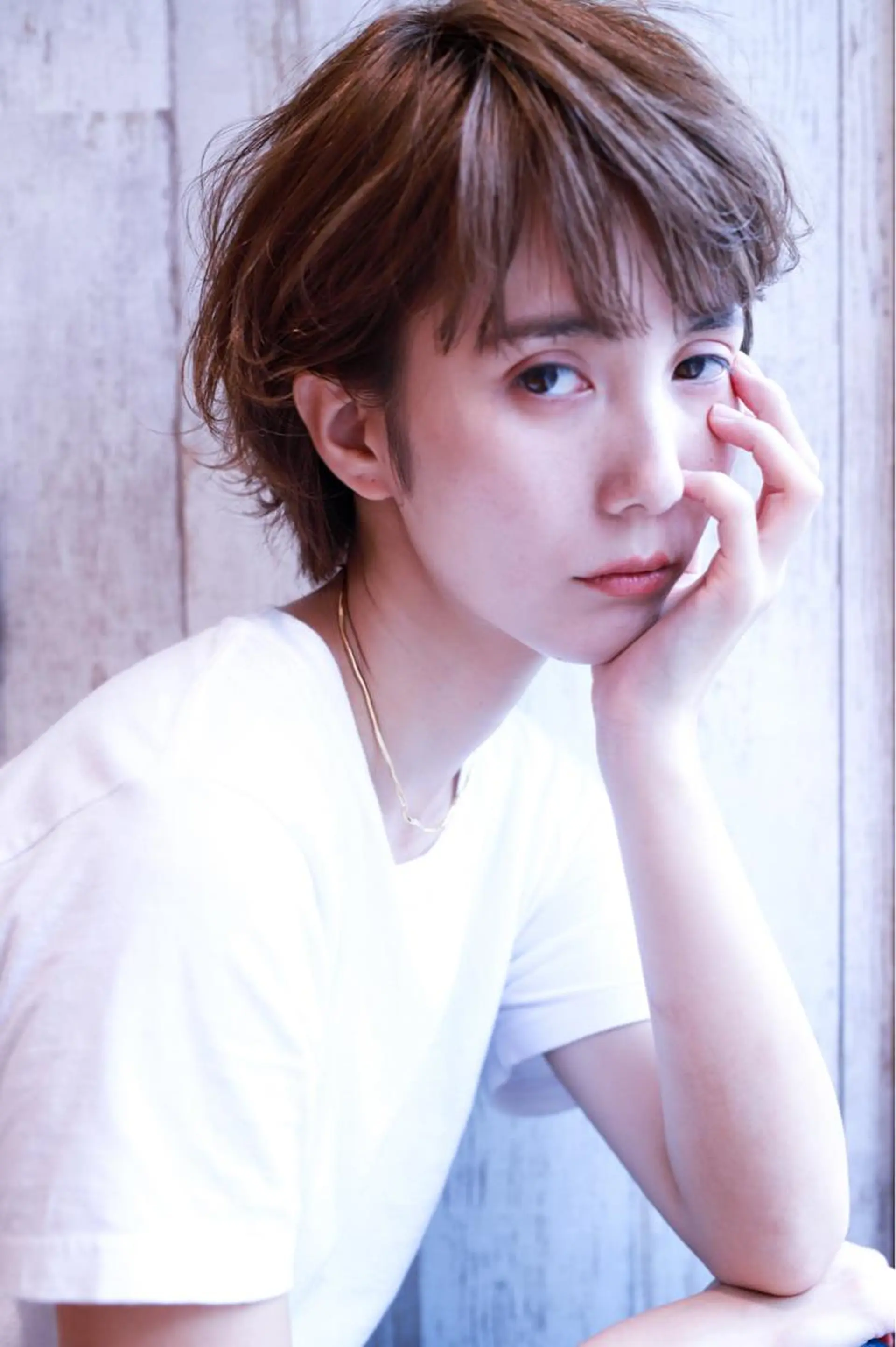 カラー パーマ ネイル マツエク・マツパ アイブロウ カット ヘアカラー トリートメント ヘッドスパ Chic シックのヘアスタイル