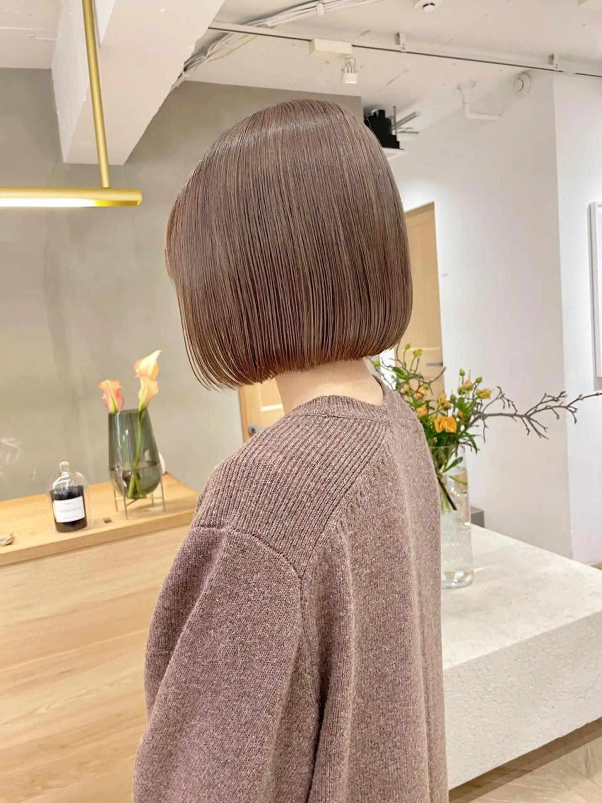 ミディアム カラー 切りっぱなしボブ ベージュカラー ブリーチ ブラウンカラー ブラウンベージュ カット ヘアカラー トリートメント ボブ/レイヤー 🌟梅田盛一🌟のヘアスタイル