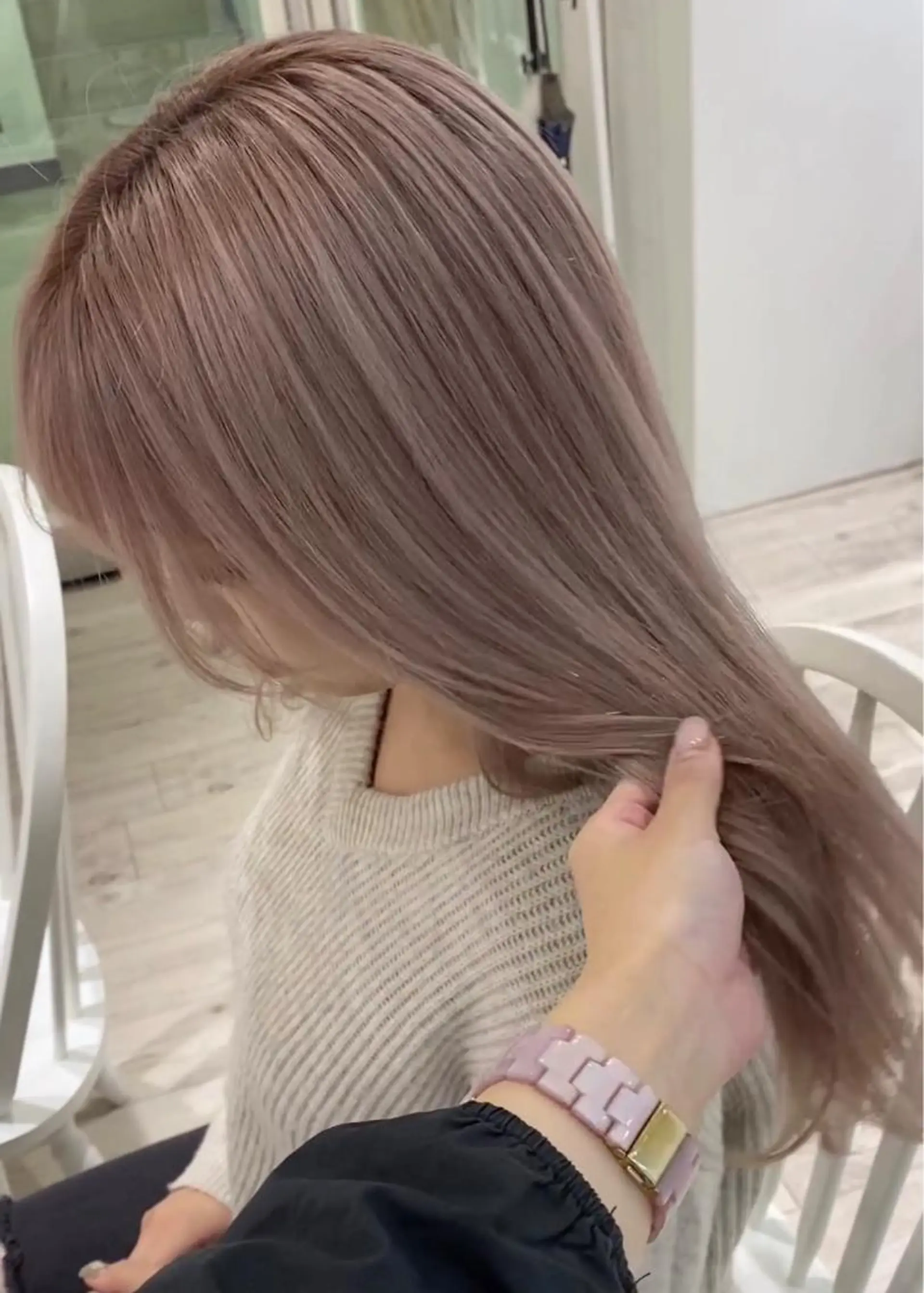 ロング カラー カット ヘアカラー トリートメント ハイトーンカラー 🩷NANAのヘアスタイル