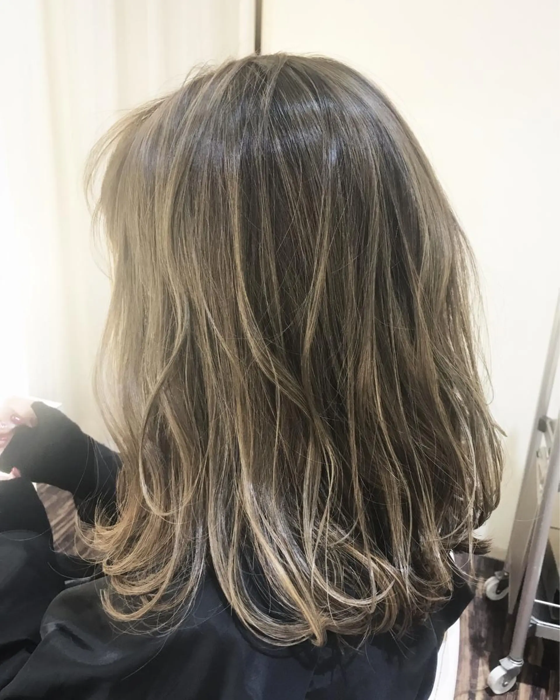 ミディアム カラー 髪質改善サロン 心斎橋ARCHEのヘアスタイル