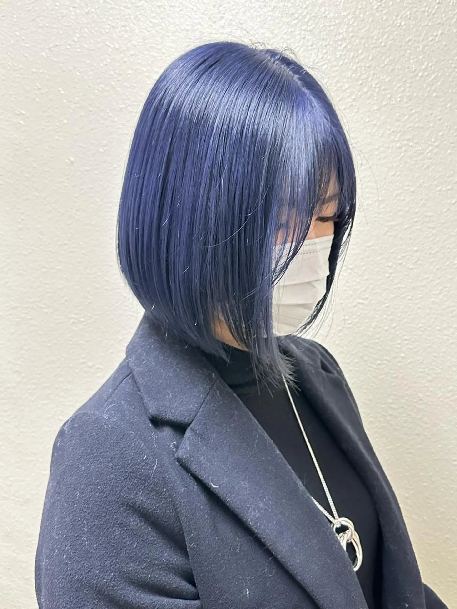 ミディアム カラー パーマ ヘアアレンジ メンズ キッズ ネイル マツエク・マツパ アイブロウ メンズバレイヤージュ メンズブリーチ メンズハイライト メンズインナーカラー メンズ韓国風 カット トリートメント 切りっぱなしヘアボブ ミディアムヘアRYOのヘアスタイル