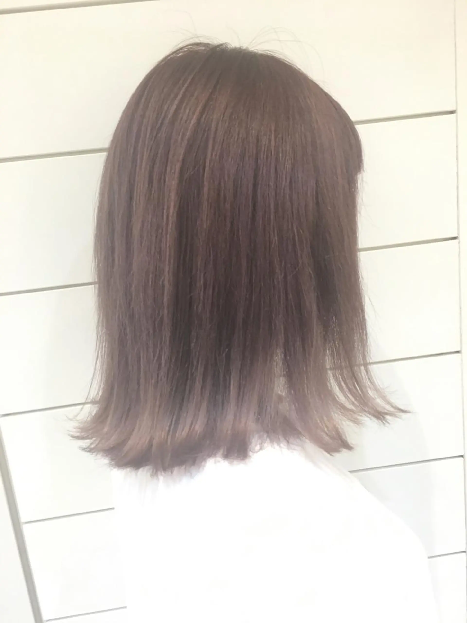ミディアム カラー 鍵山 千秋のヘアスタイル