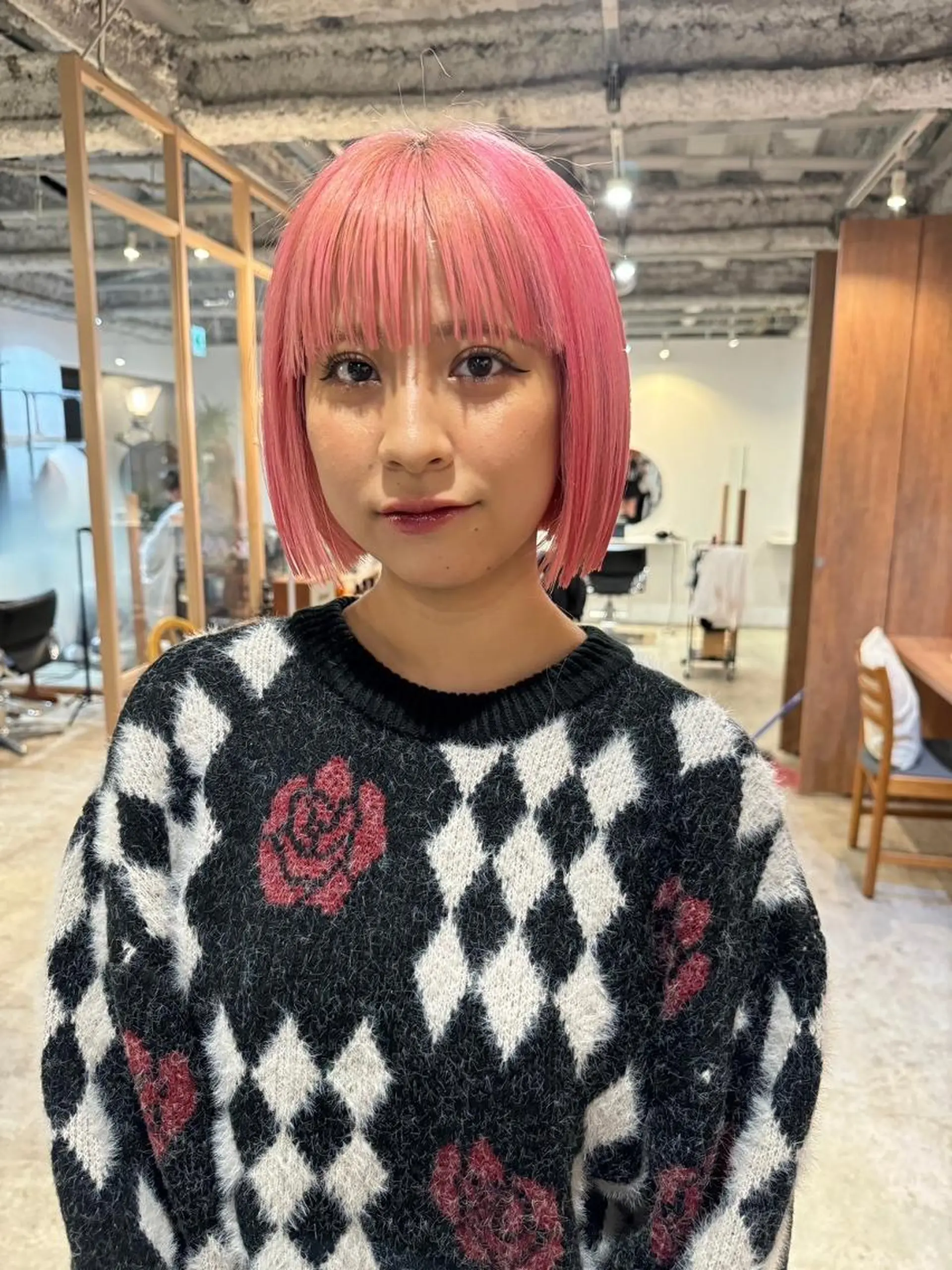 ミディアム カラー パーマ ショートボブ ミディアムパーマ アディクシーカラー ブリーチ ケアブリーチ カット ヘアカラー トリートメント CEINE＋ officialのヘアスタイル