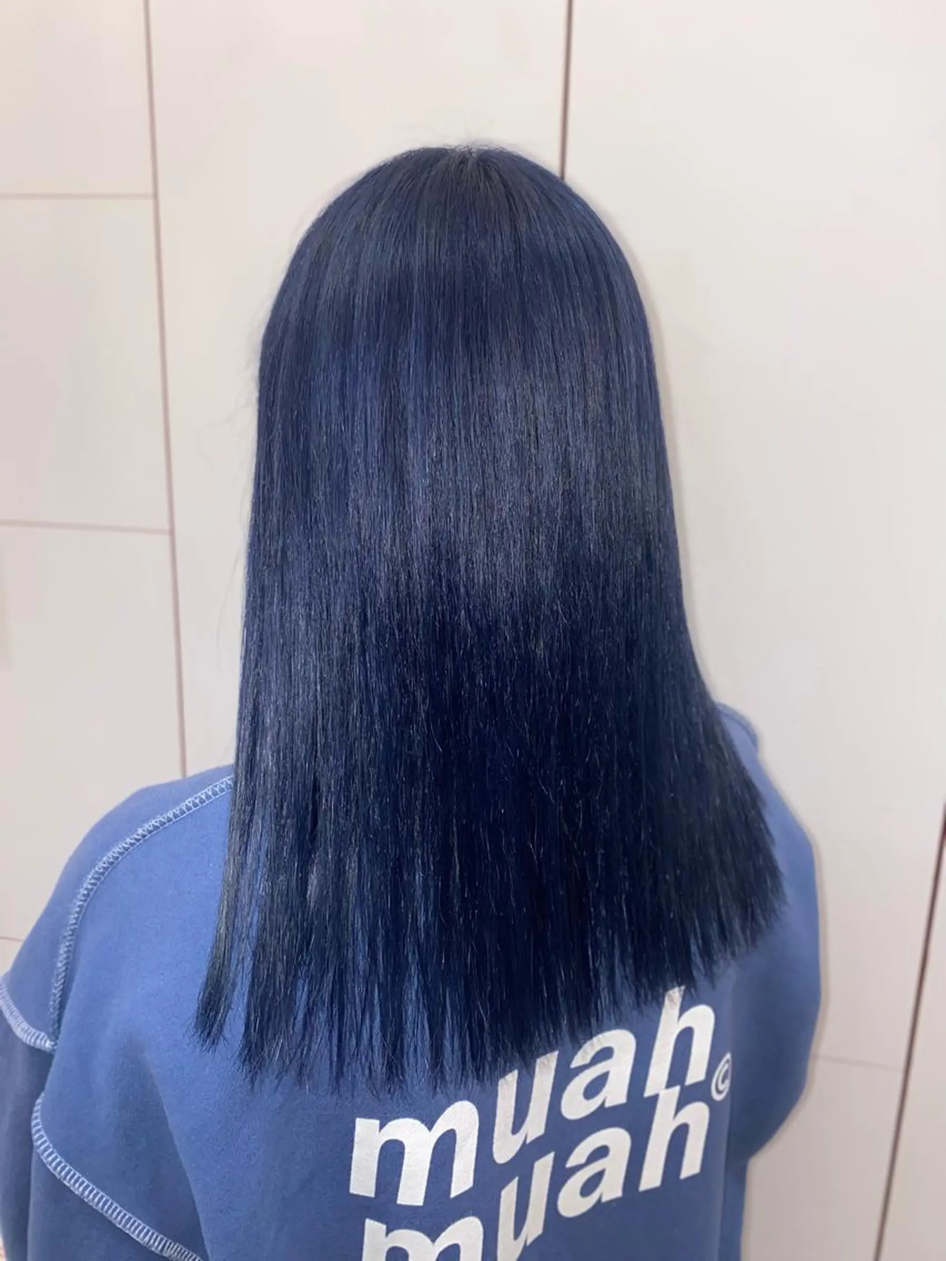 セミロング ヘアカラー ゆぴ☾‪/推しカラー /ハイトーンのヘアスタイル