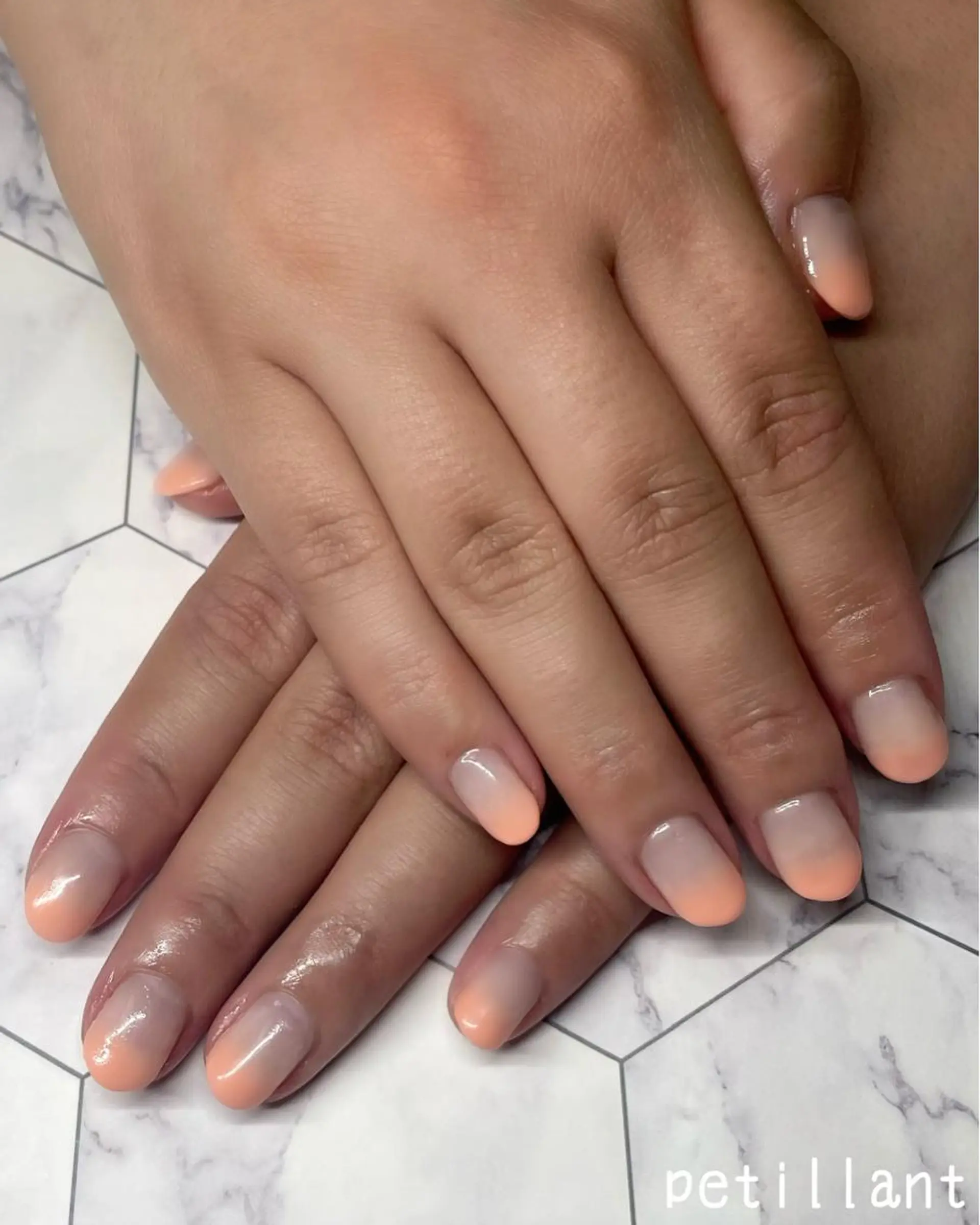 ネイル グラデーション nail salon petillantのネイルデザイン