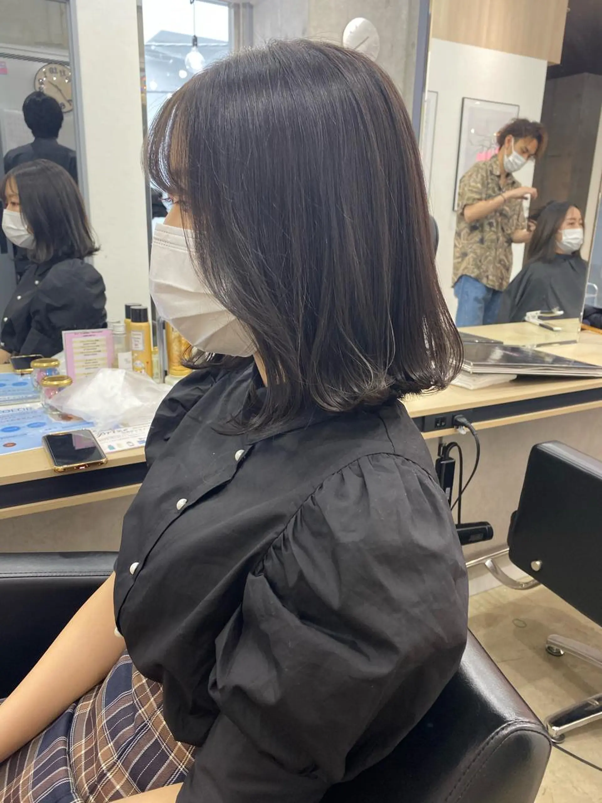 ミディアム カラー オリーブ/アッシュ やわらか透明感カラーのヘアスタイル