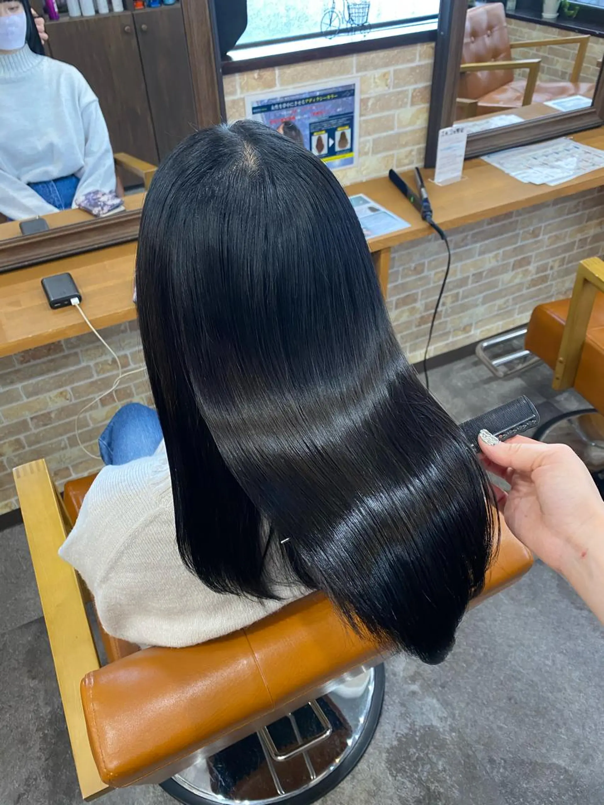 セミロング 美髪ヘア 🤍erikaのヘアスタイル