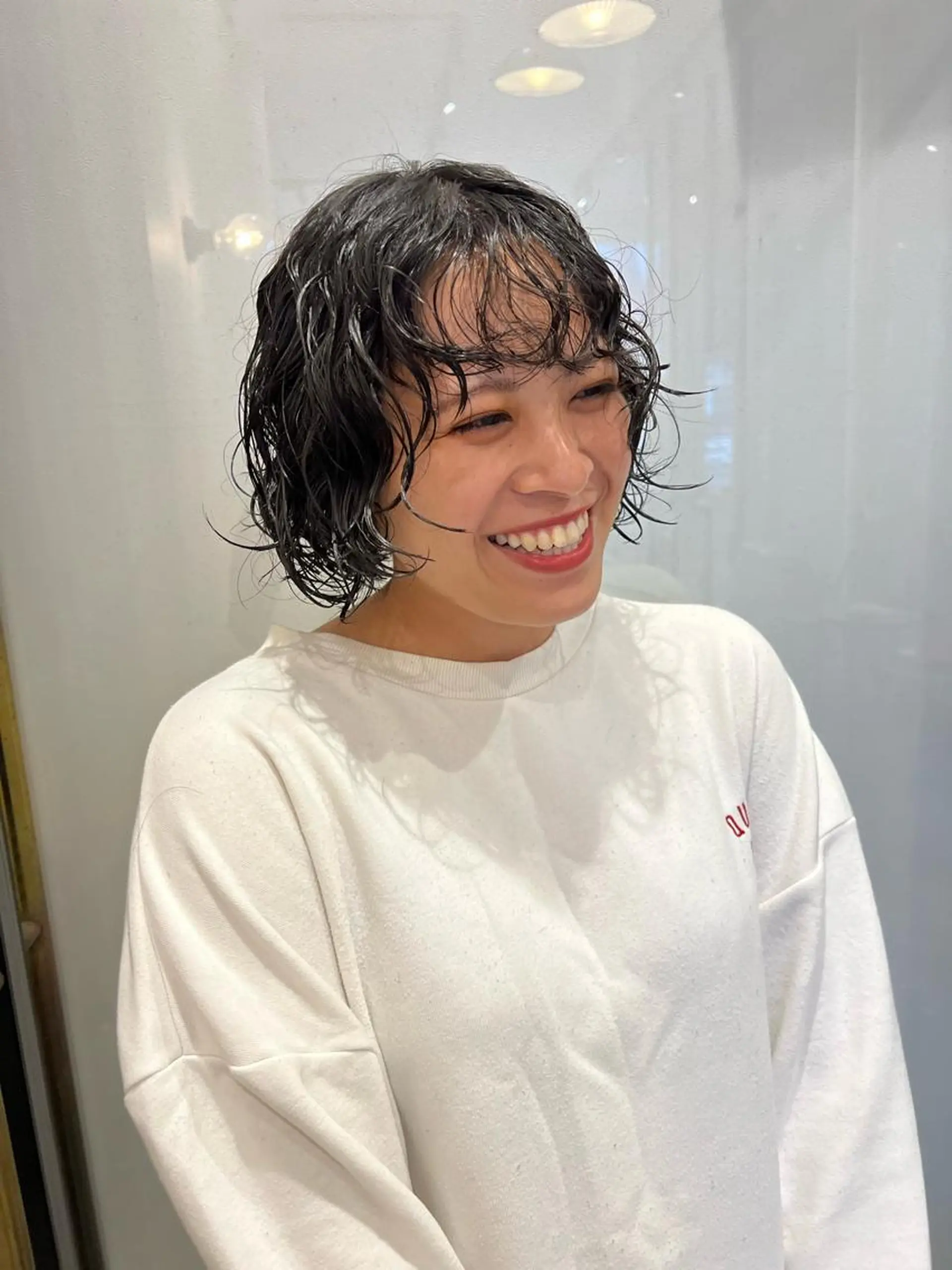 ショート パーマ AMI🎀韓国ヘア 透明感カラーのヘアスタイル