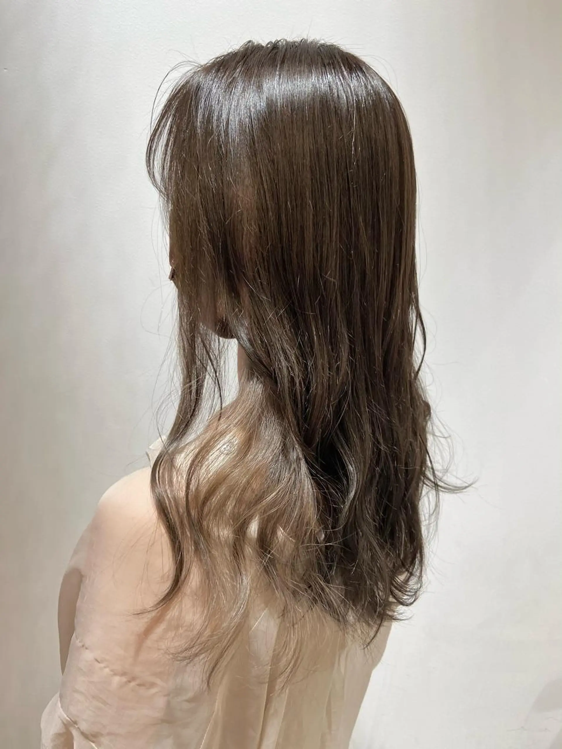 ロング カラー ヘアカラー 🐺ウルフ/レイヤー 似合わせ‎🤍沙羅のヘアスタイル