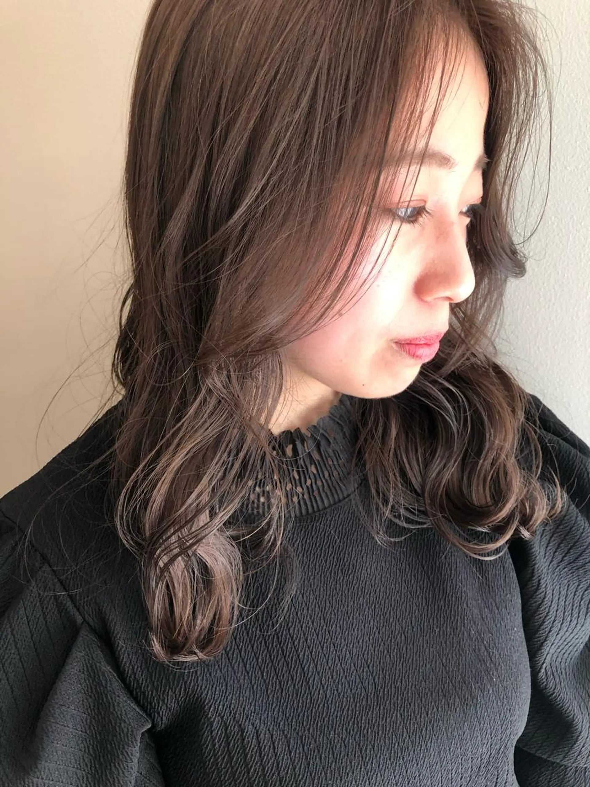 セミロング カラー ベージュカラー ミルクティーベージュ ヘアカラー トリートメント ヘッドスパ 盛れるレイヤーカット 得意🌹井上美沙のヘアスタイル