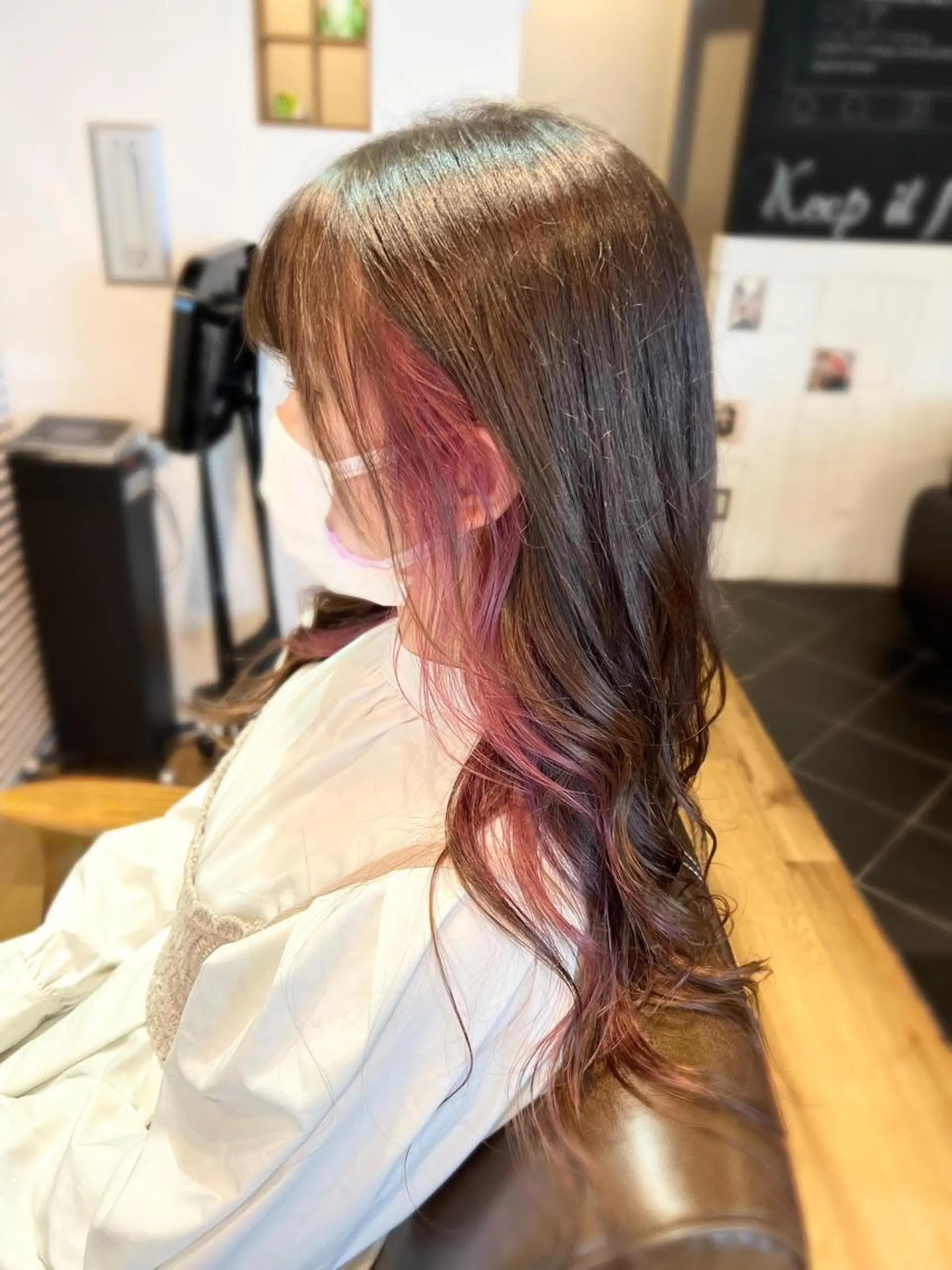 ロング カラー イヤリングカラー ヘアカラー 堀 望美のヘアスタイル