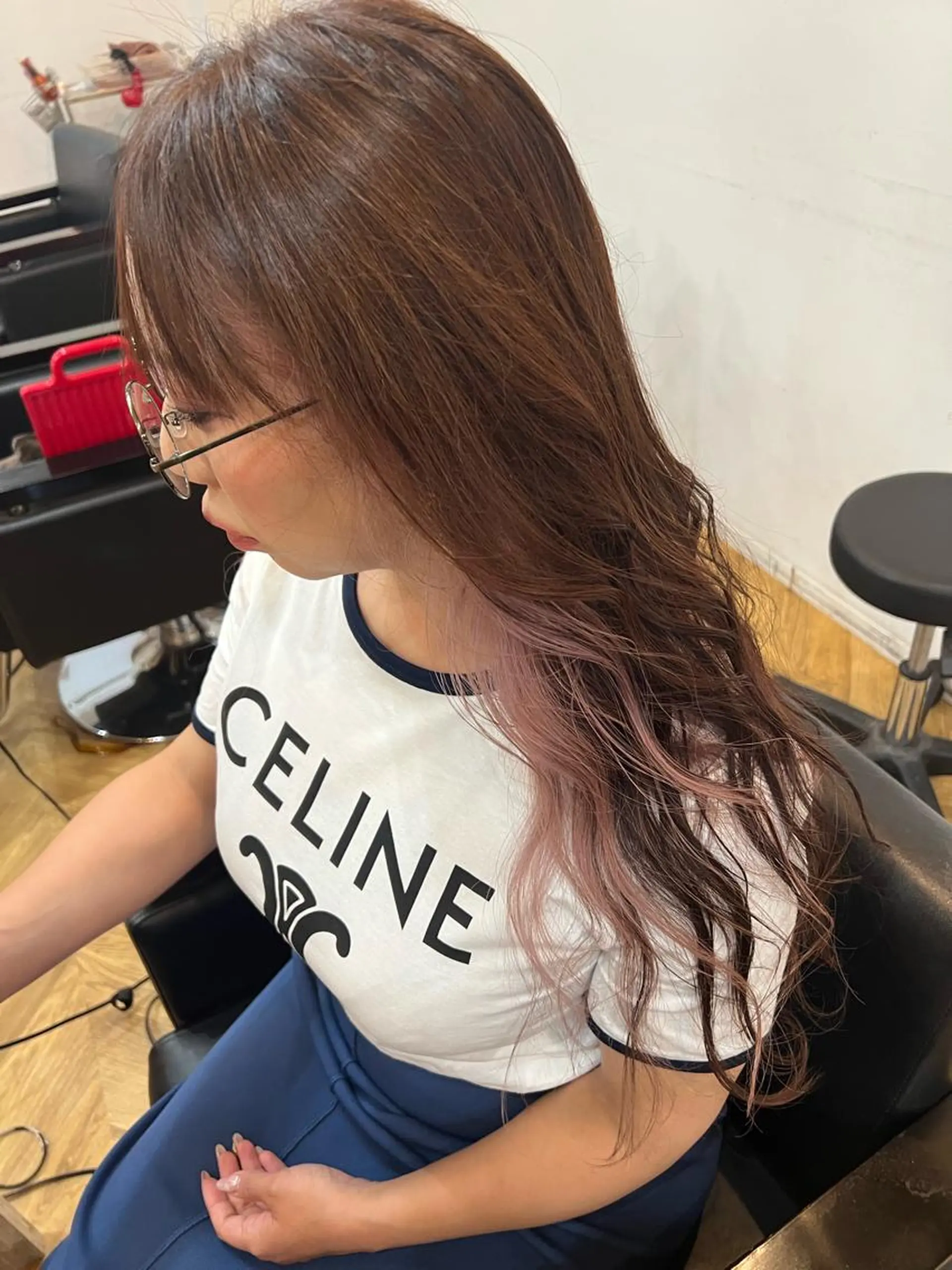 ロング カラー ピンクカラー ホワイトピンク カット ヘアカラー トリートメント ブリーチ特化 梅田本多翔のヘアスタイル