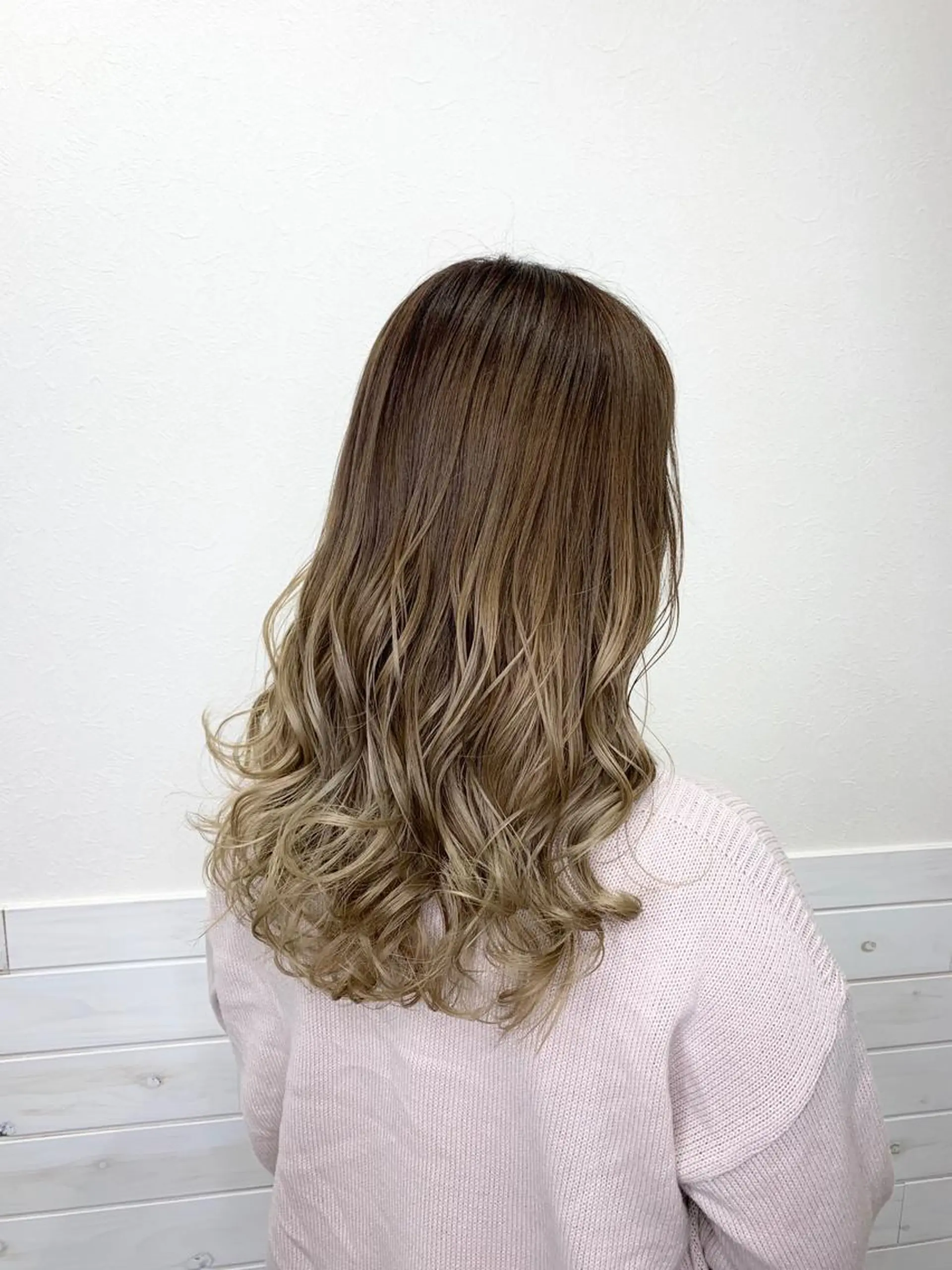 セミロング カラー カット トリートメント lucia RYOのヘアスタイル