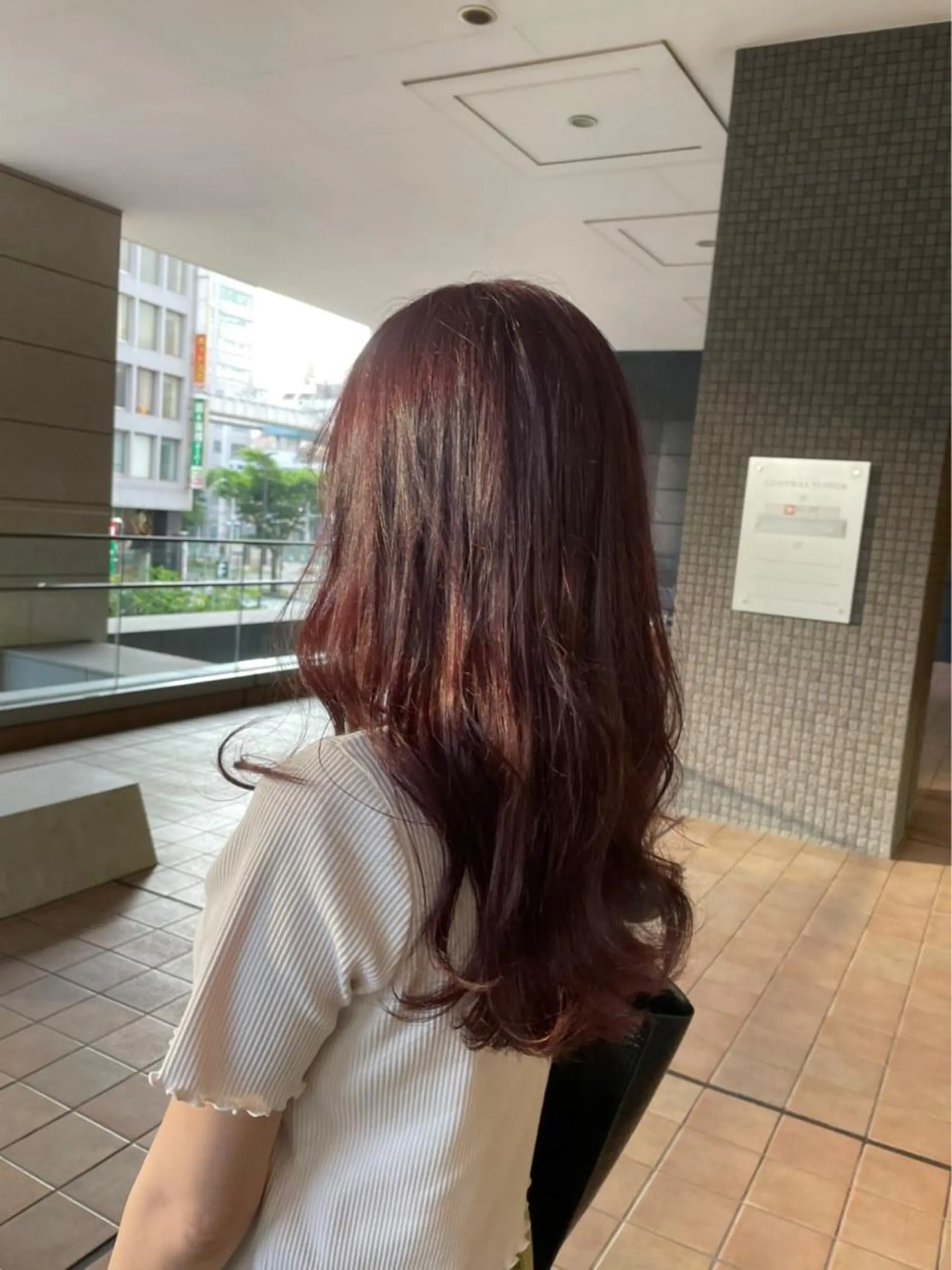 ロング カラー 千葉 香奈のヘアスタイル