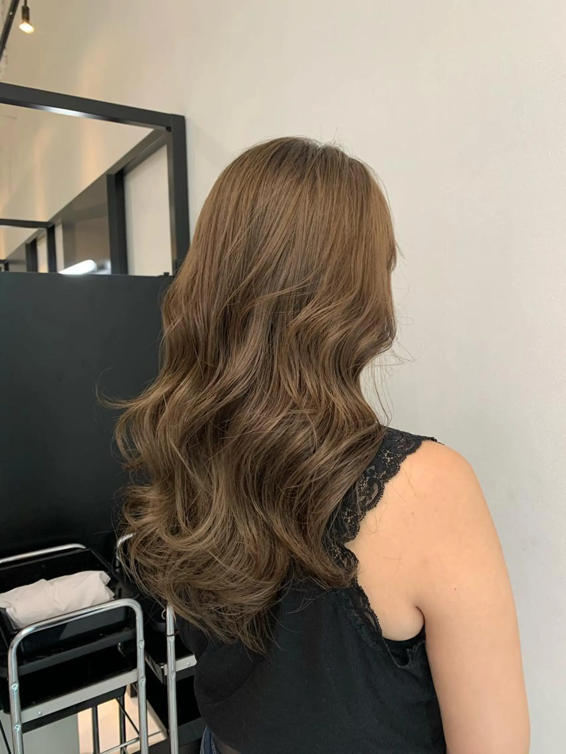 セミロング カラー カット ヘアカラー トリートメント 村山 美空のヘアスタイル